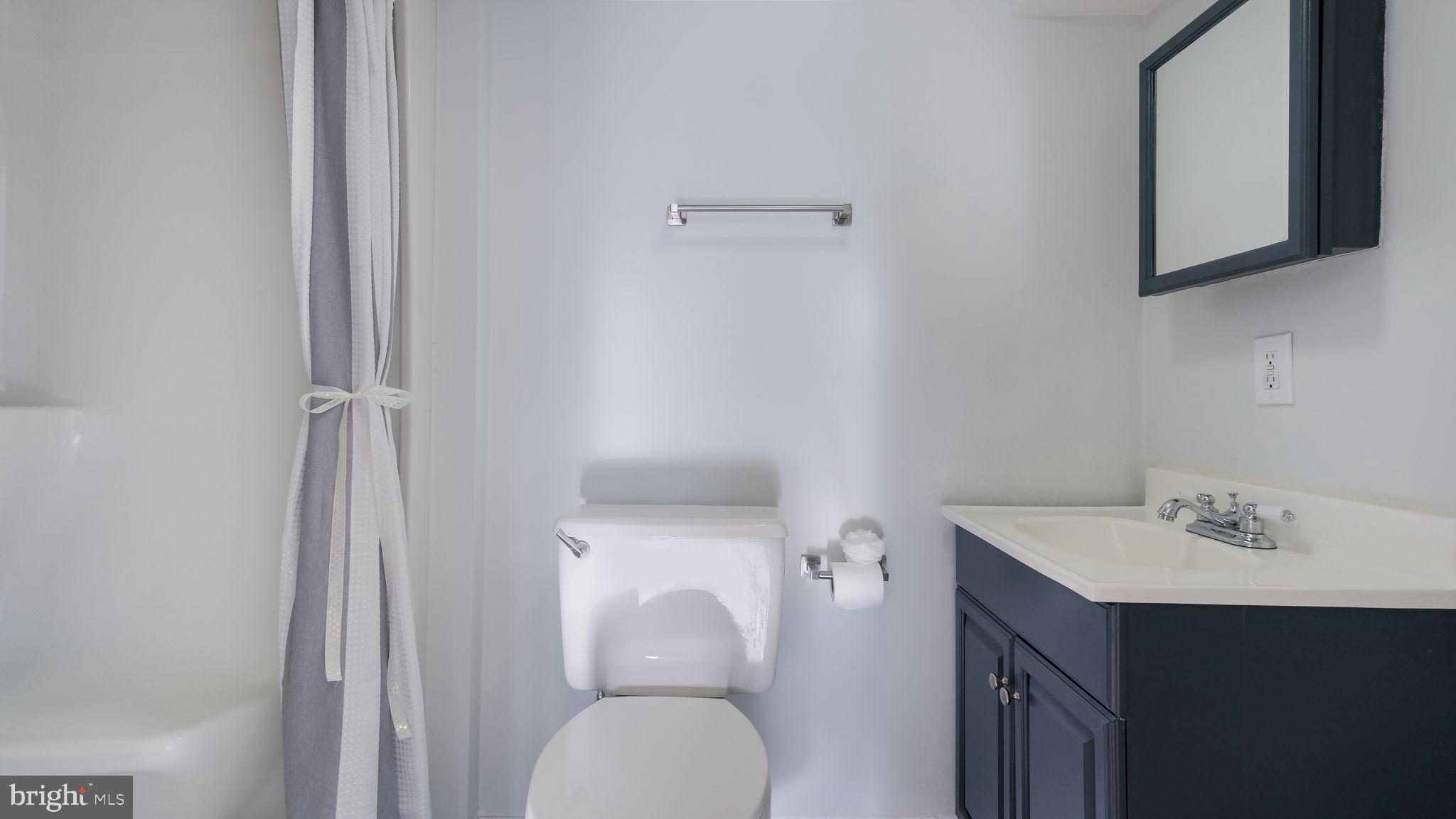 MILMONT PARK - Residential