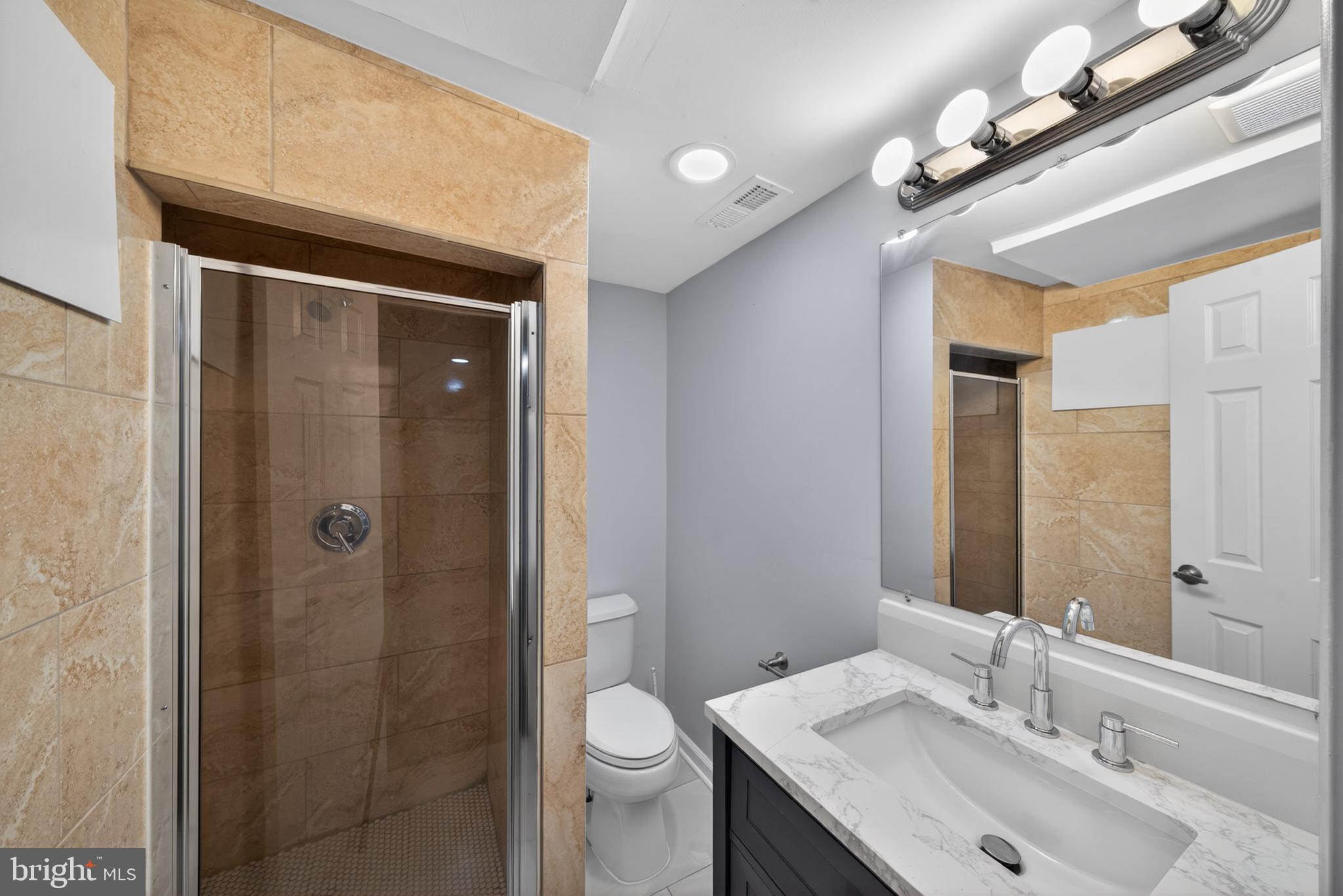 VIRGINIA KNOLLS - Residential