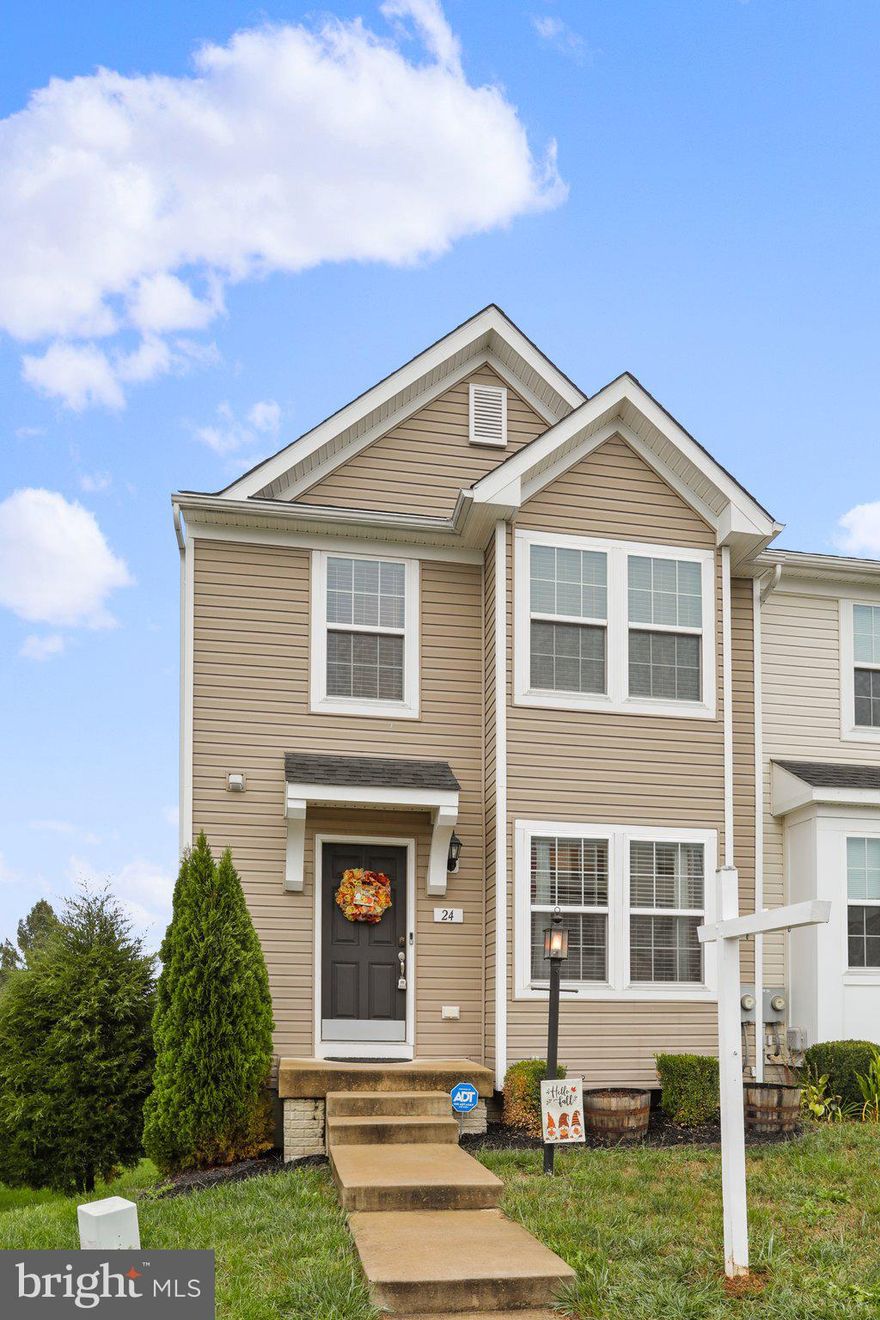 Beautifully maintained end-unit townhome in the Kensington Terrace community! Featuring 3 bedrooms, 2.5 baths. Main level offers a spacious living room with LVP flooring and crown molding. Half bath. Eat-in kitchen with granite countertops, ample cabinetry and table space, pantry, and dining room area. Bedrooms on upper level. Primary bedroom with a walk-in closet and en suite with a soaking tub, separate shower, and double sinks. Full unfinished basement with laundry area, rough-in plumbing for a bathroom, and walkout level. Fenced-in backyard with a large concrete patio and newly installed Trex deck (2021). Close to commuter routes, stores, and dining. Schedule your tour today!