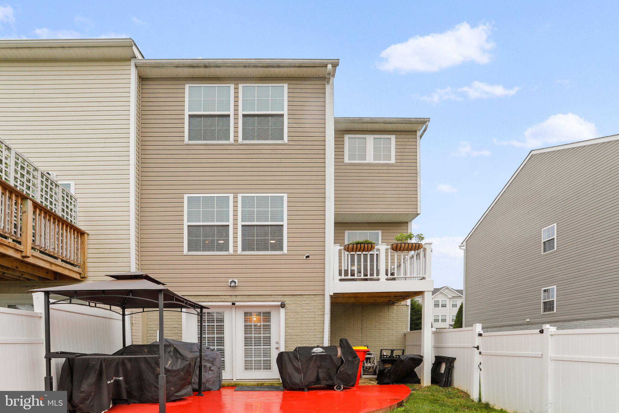 KENSINGTON TERRACE - Residential