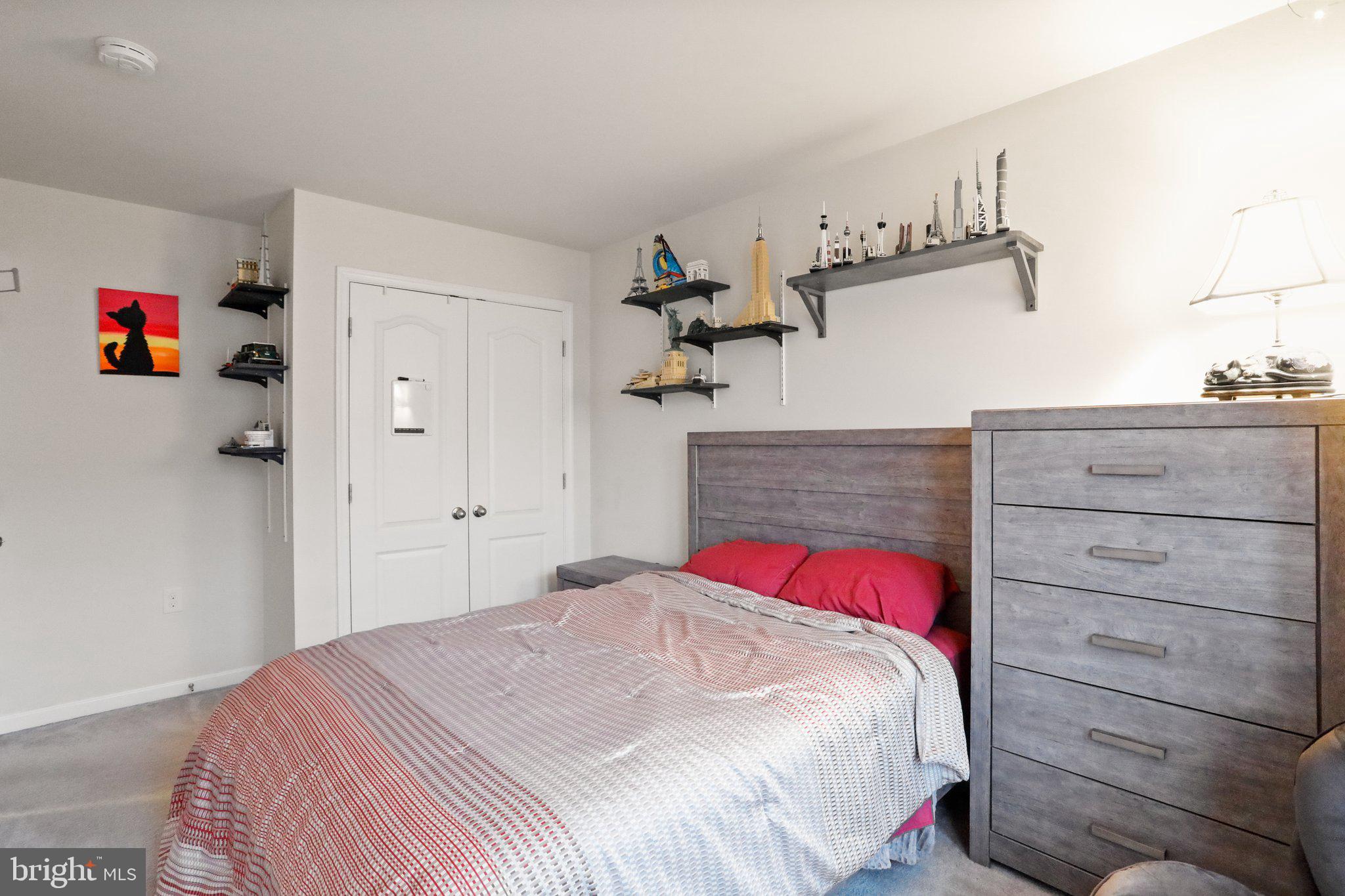 KENSINGTON TERRACE - Residential