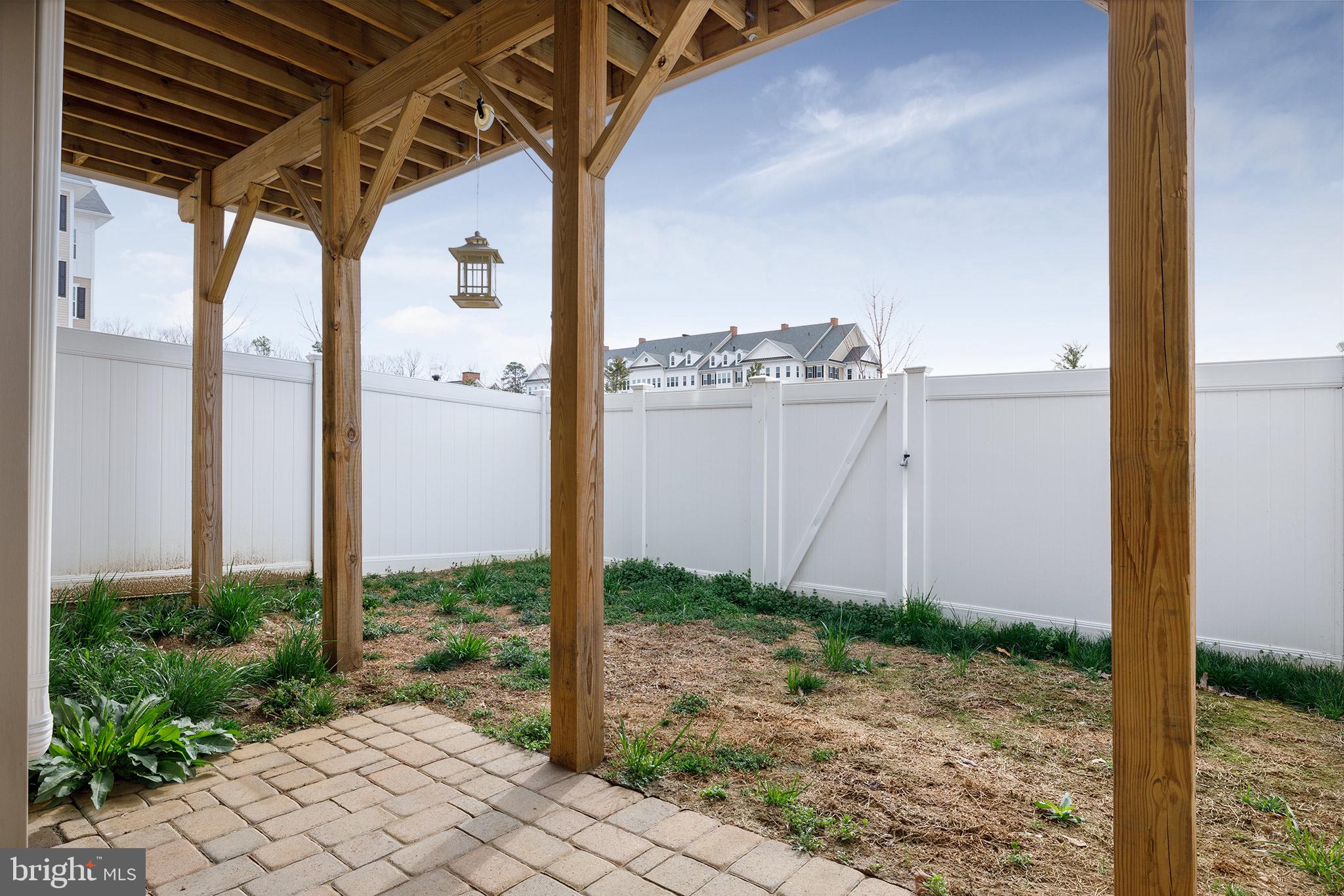 CREEKSTONE VILLAGE - Residential