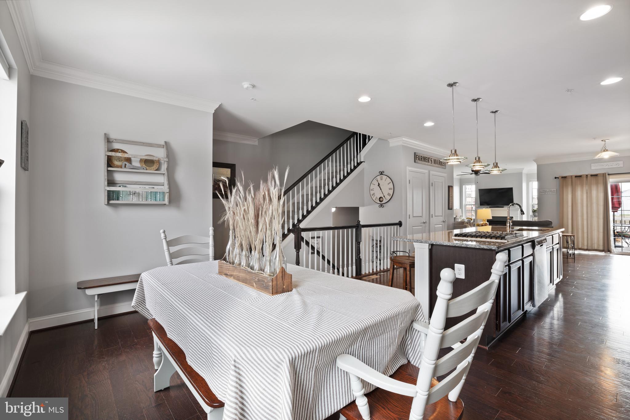 CREEKSTONE VILLAGE - Residential