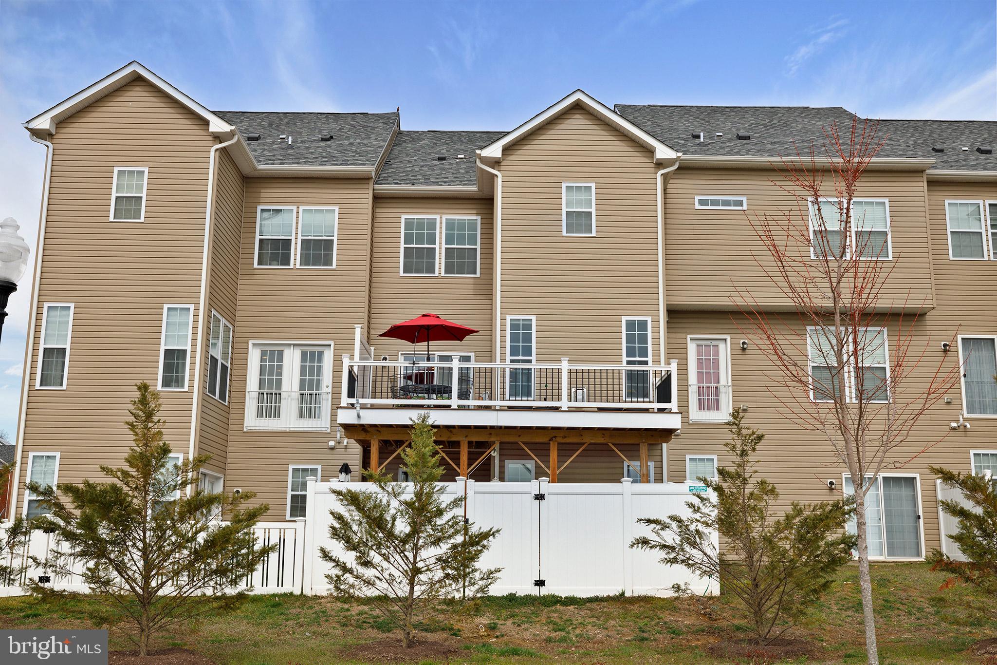 CREEKSTONE VILLAGE - Residential