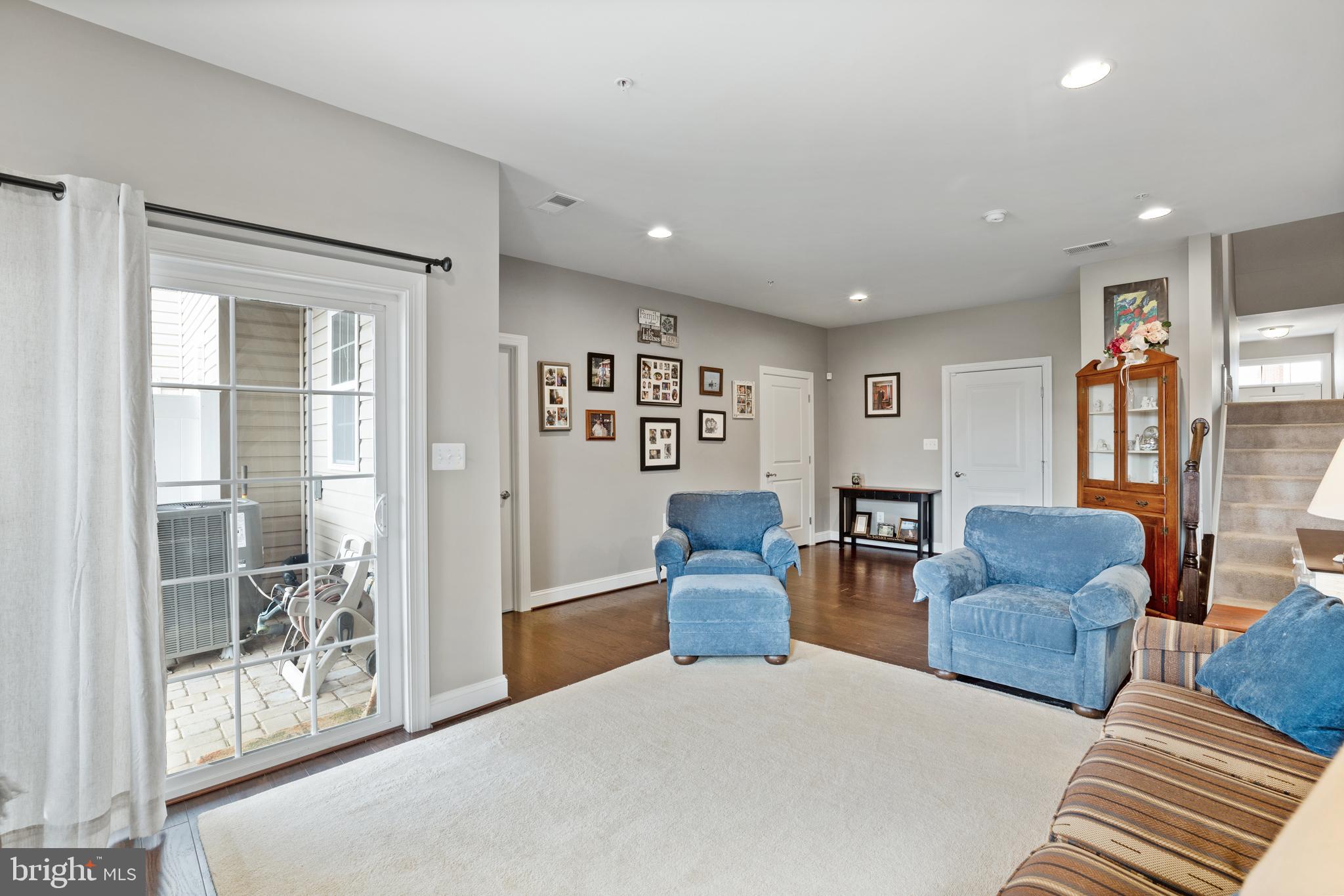 CREEKSTONE VILLAGE - Residential