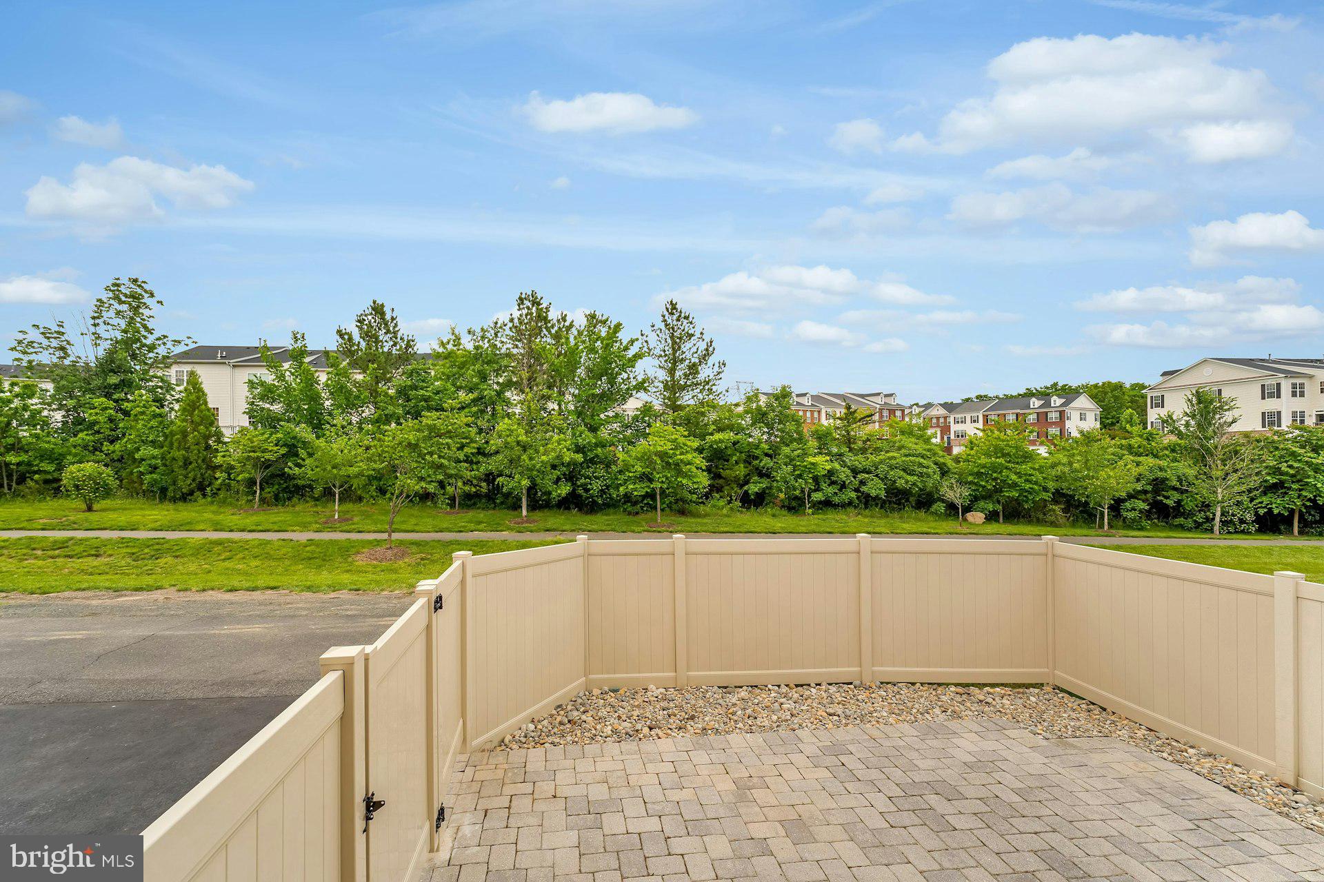 GREENFIELD CROSSING - Residential