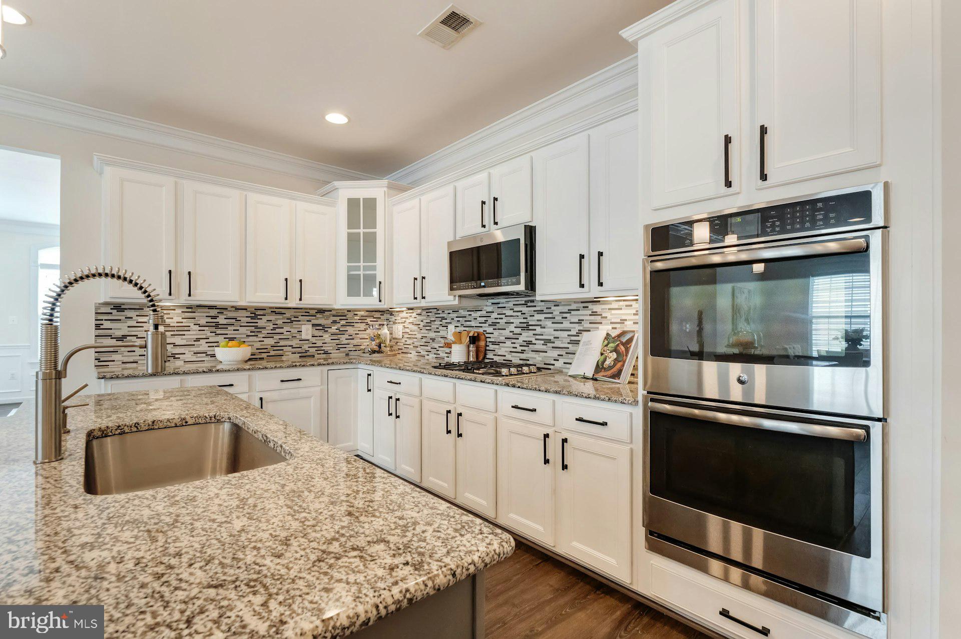 GREENFIELD CROSSING - Residential