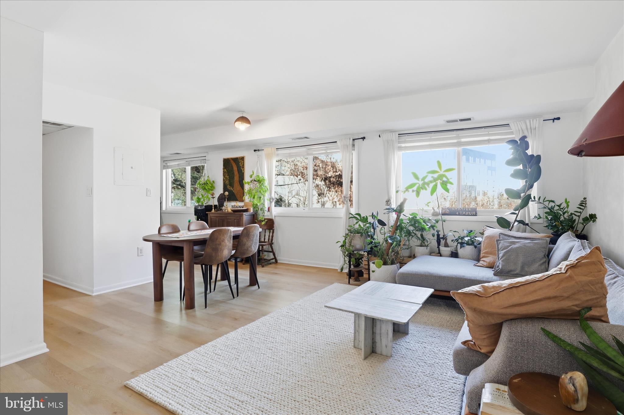 BOLLING BROOK - Residential