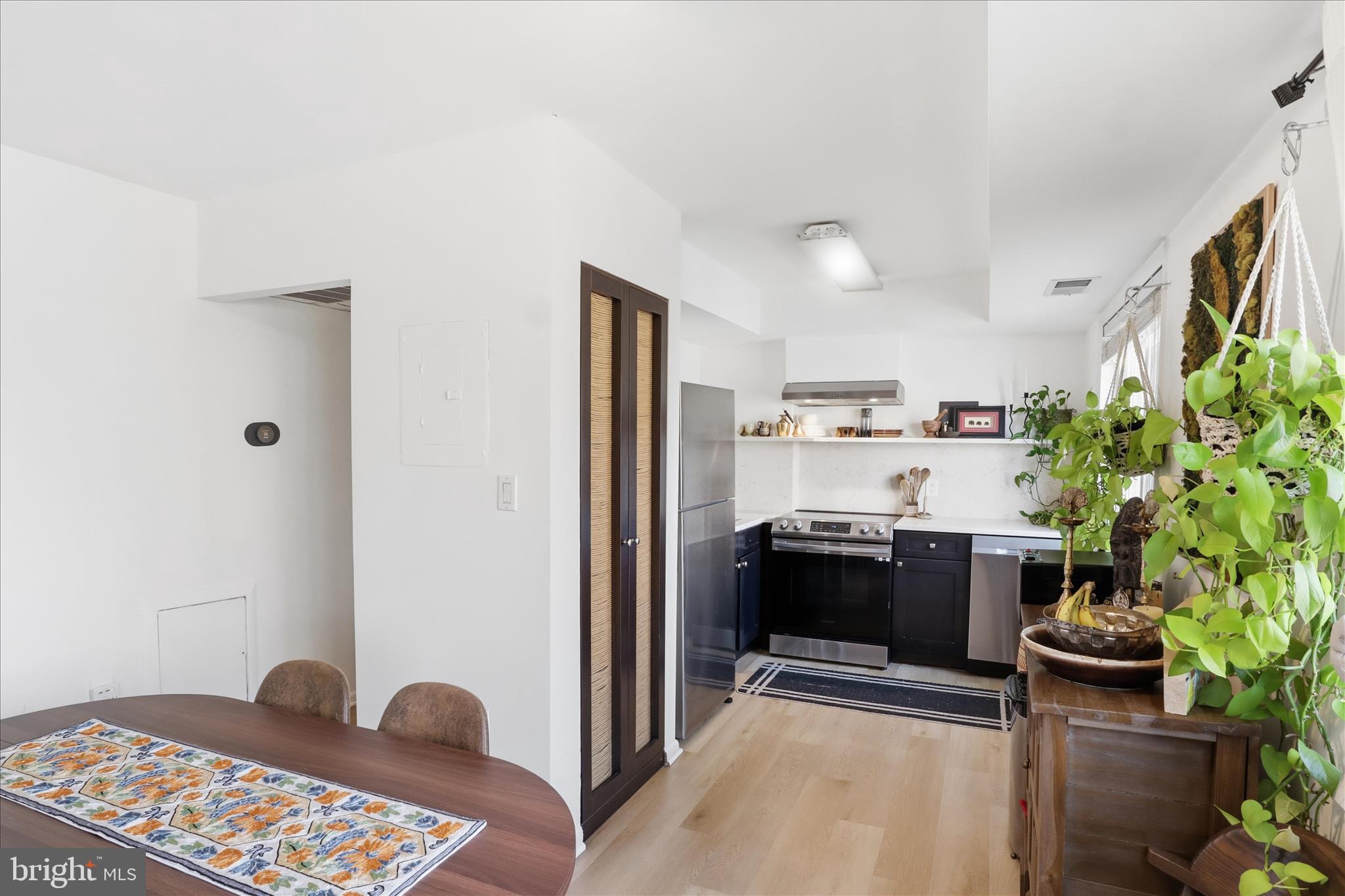 BOLLING BROOK - Residential