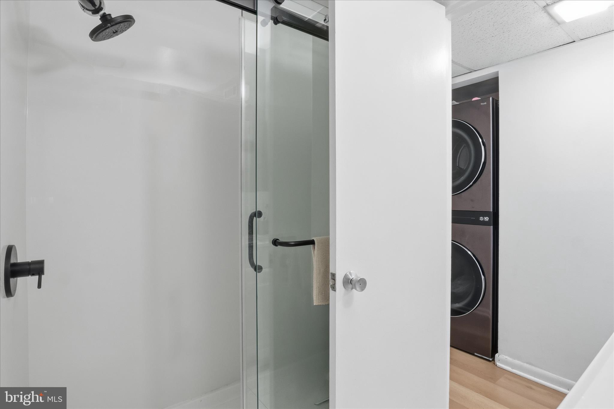 BOLLING BROOK - Residential