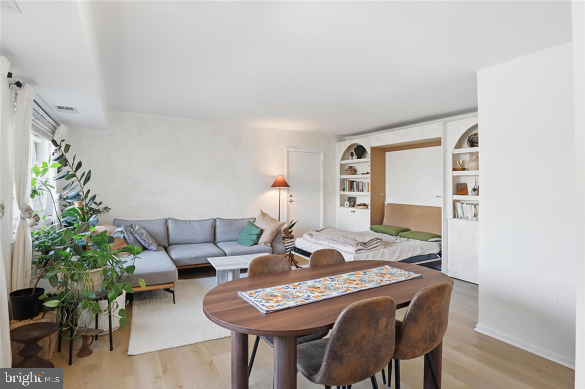 BOLLING BROOK - Residential