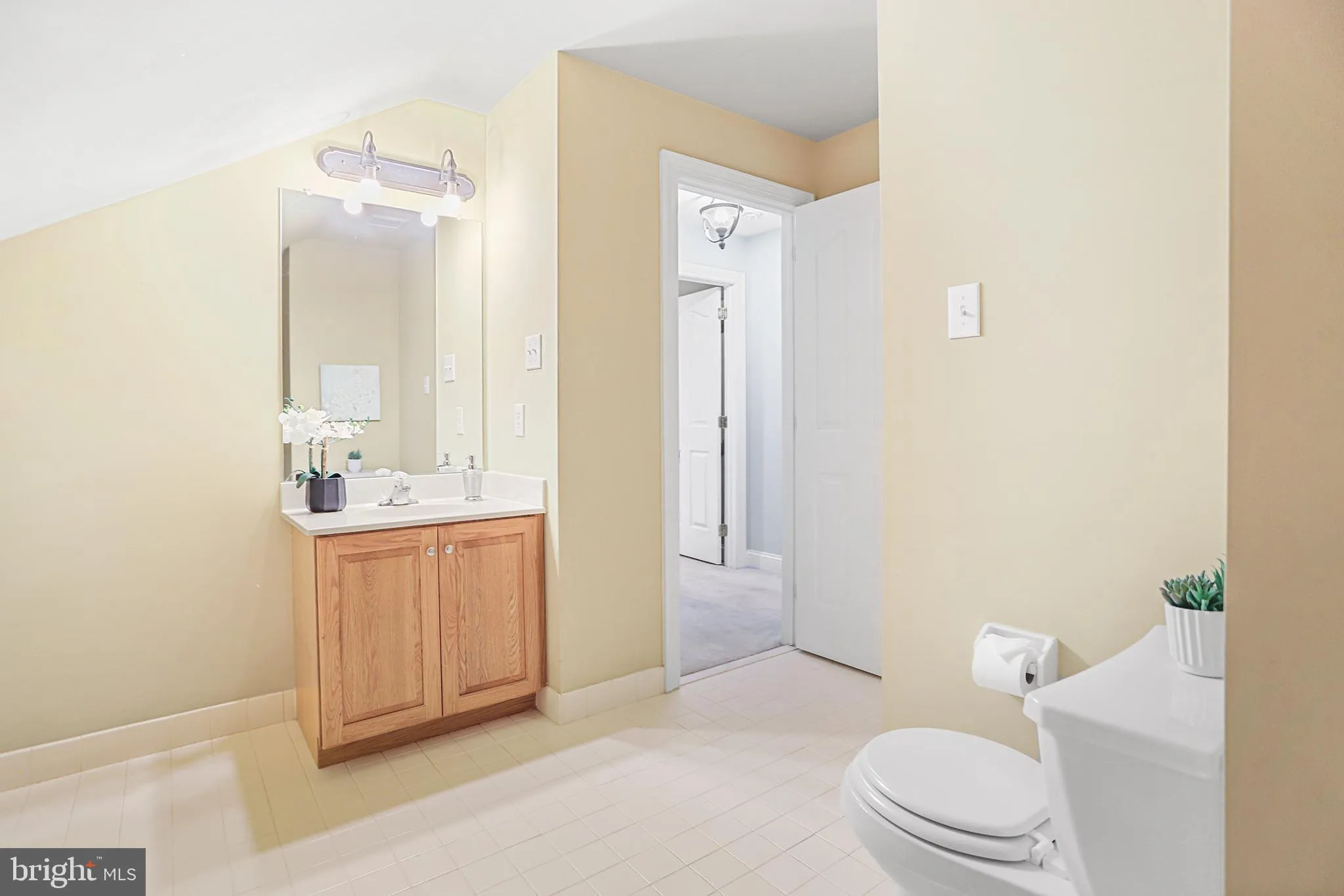 Garnet Valley, Pennsylvania 19060, United States, 3 Bedrooms Bedrooms, ,3 BathroomsBathrooms,Residential,Coming Soon,225000