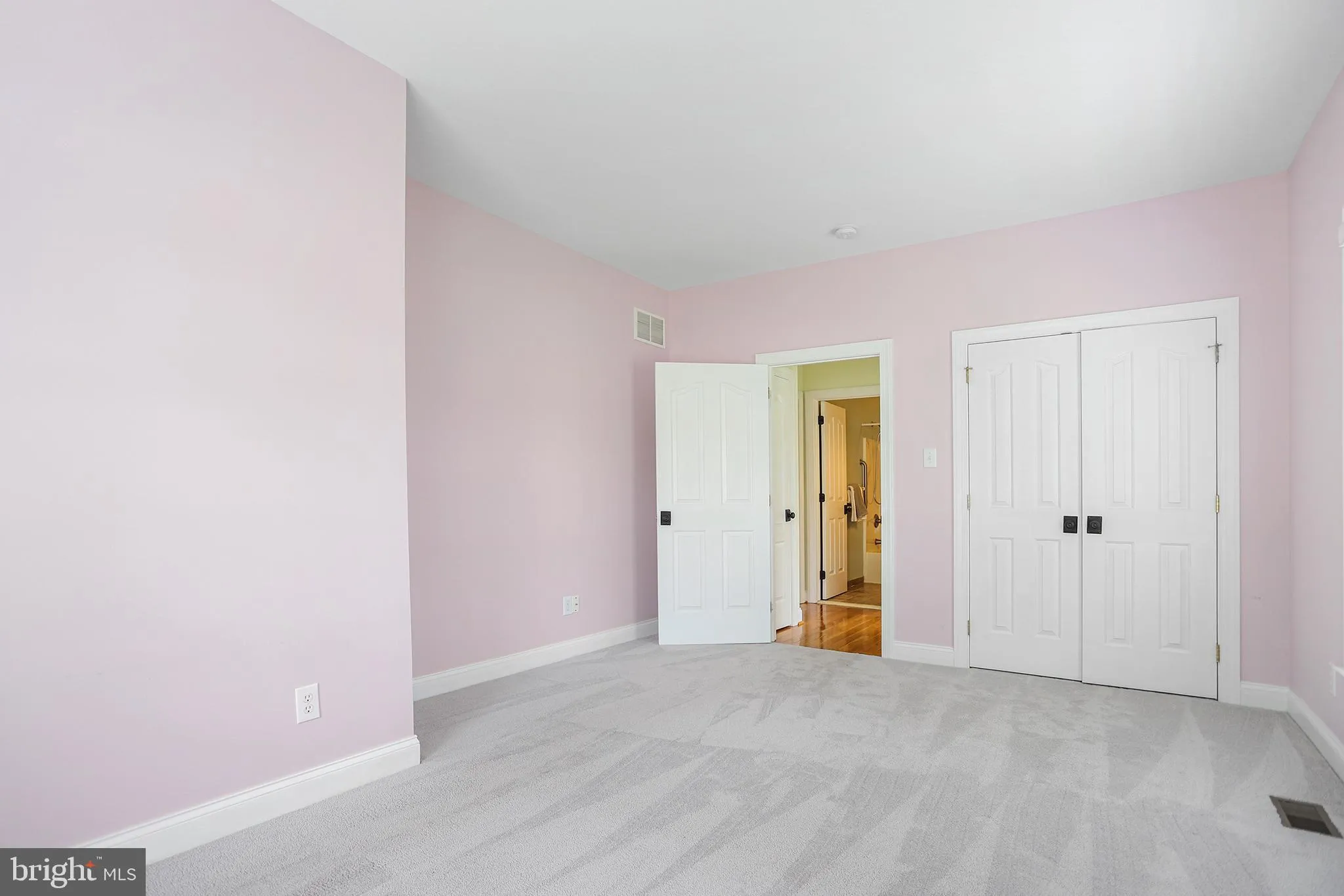 Garnet Valley, Pennsylvania 19060, United States, 3 Bedrooms Bedrooms, ,3 BathroomsBathrooms,Residential,Coming Soon,225000