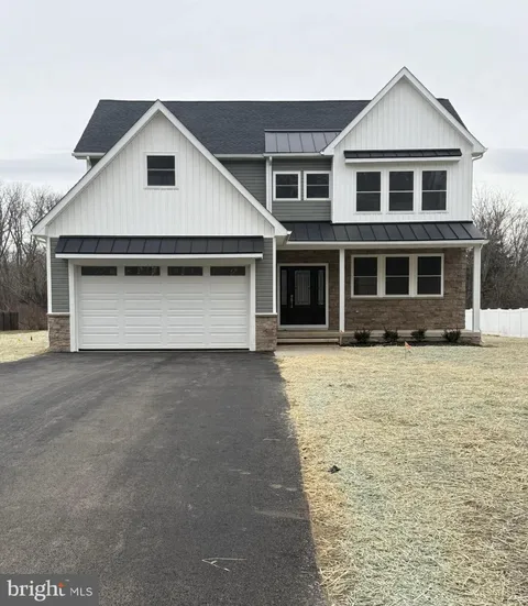 10 King Court, Newfield, NJ MLS: NJGL2054398