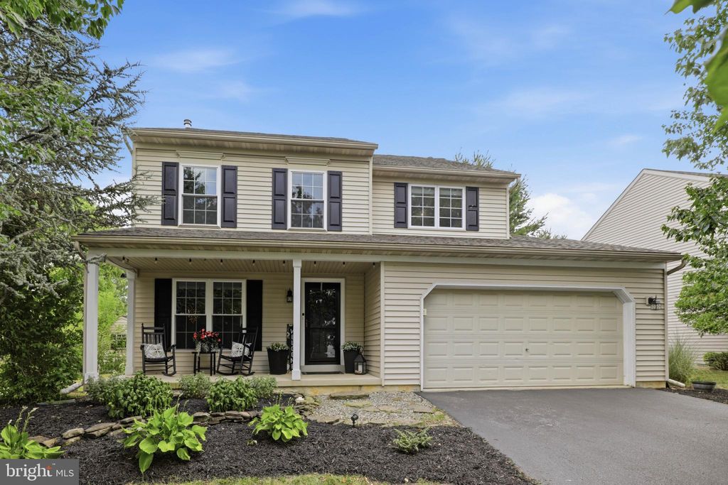 Photo of 230 Cambridge Lane, LITITZ, PA 17543 (MLS # PALA2090630)