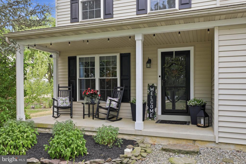 Photo of 230 Cambridge Lane, LITITZ, PA 17543 (MLS # PALA2090630)