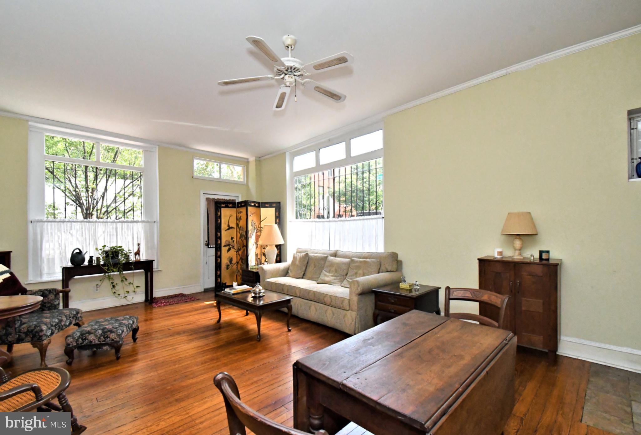 242 S 22ND STREET