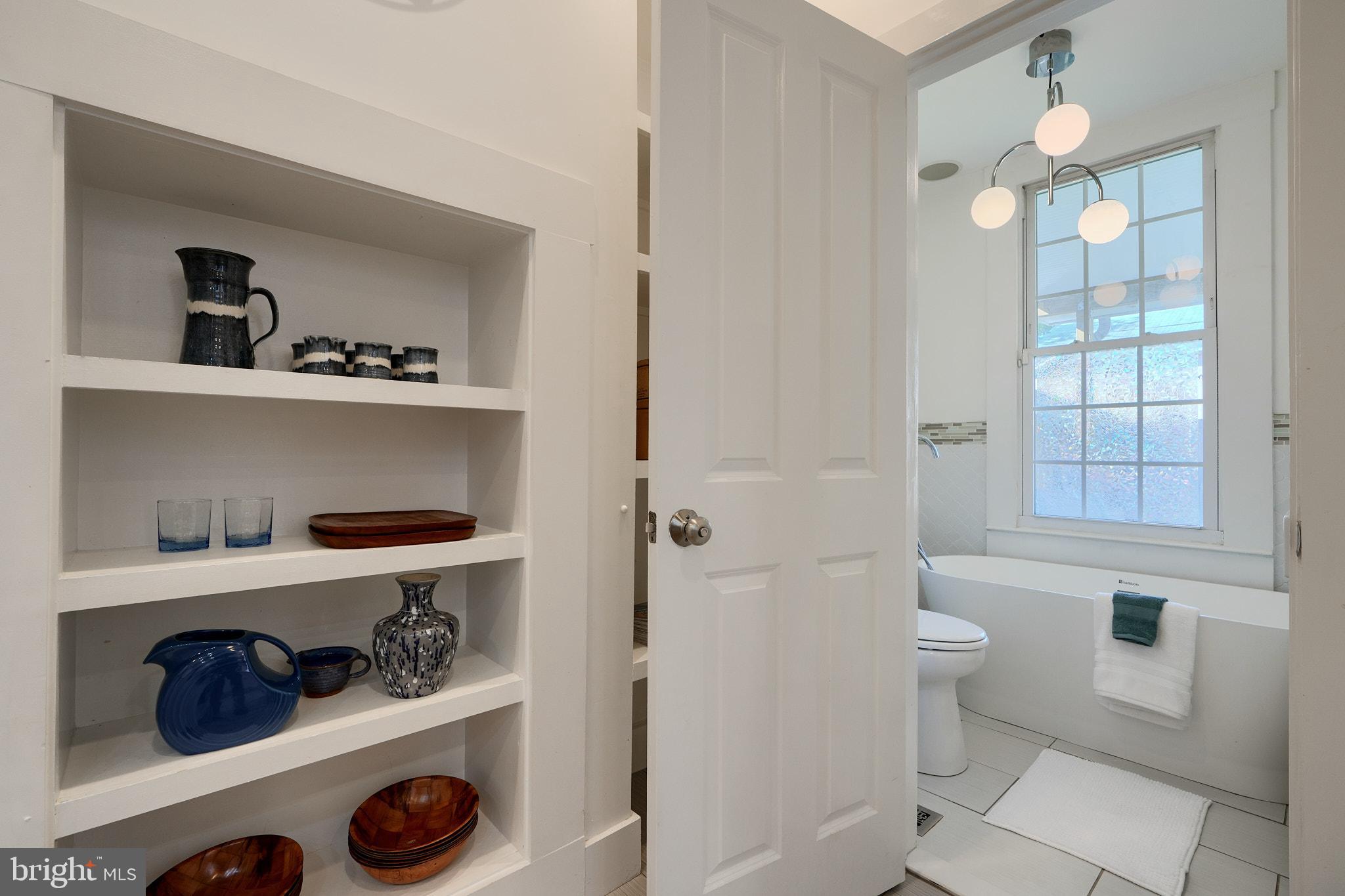 HAMPDEN HISTORIC DISTRICT - Residential