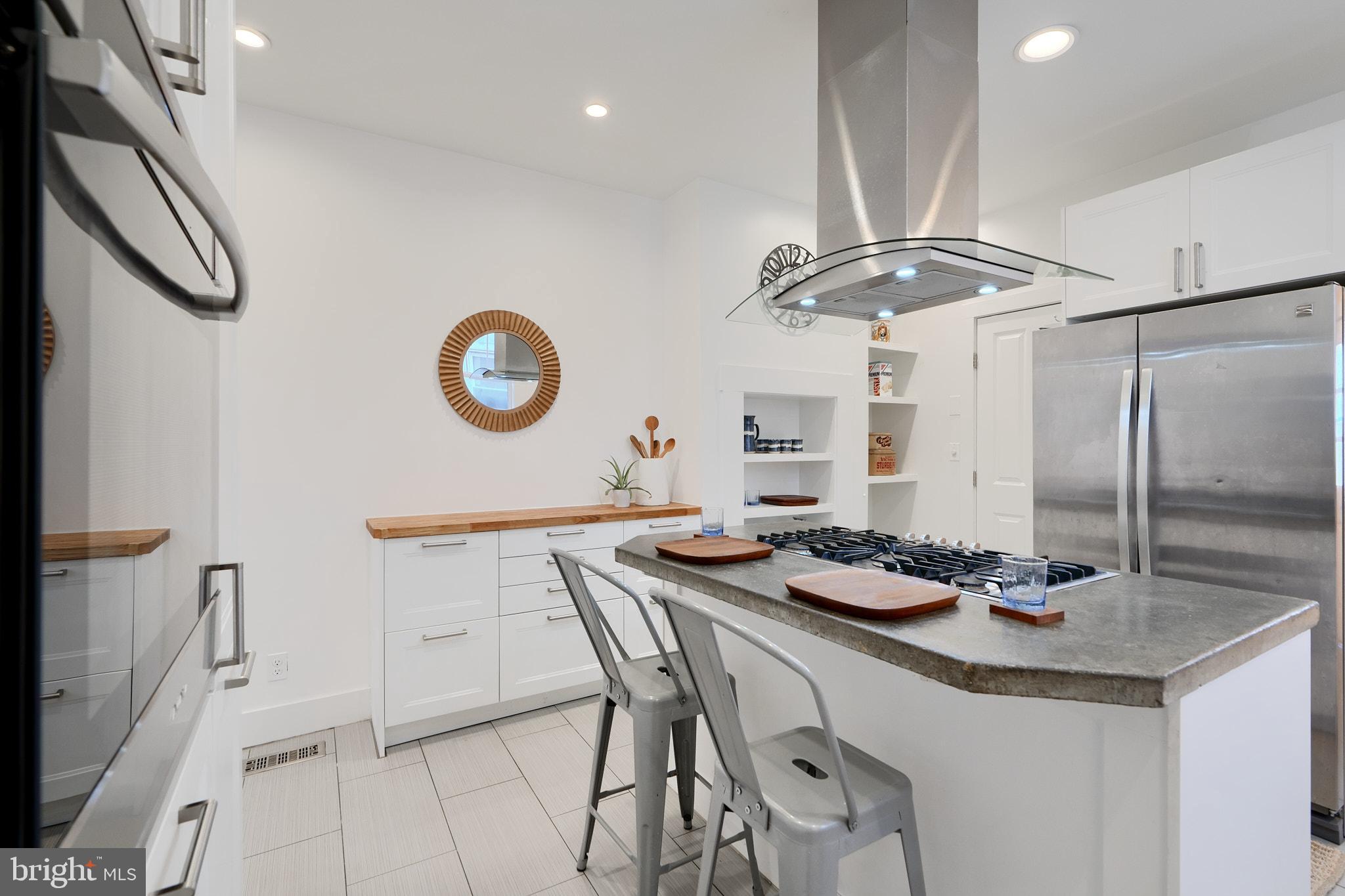 HAMPDEN HISTORIC DISTRICT - Residential