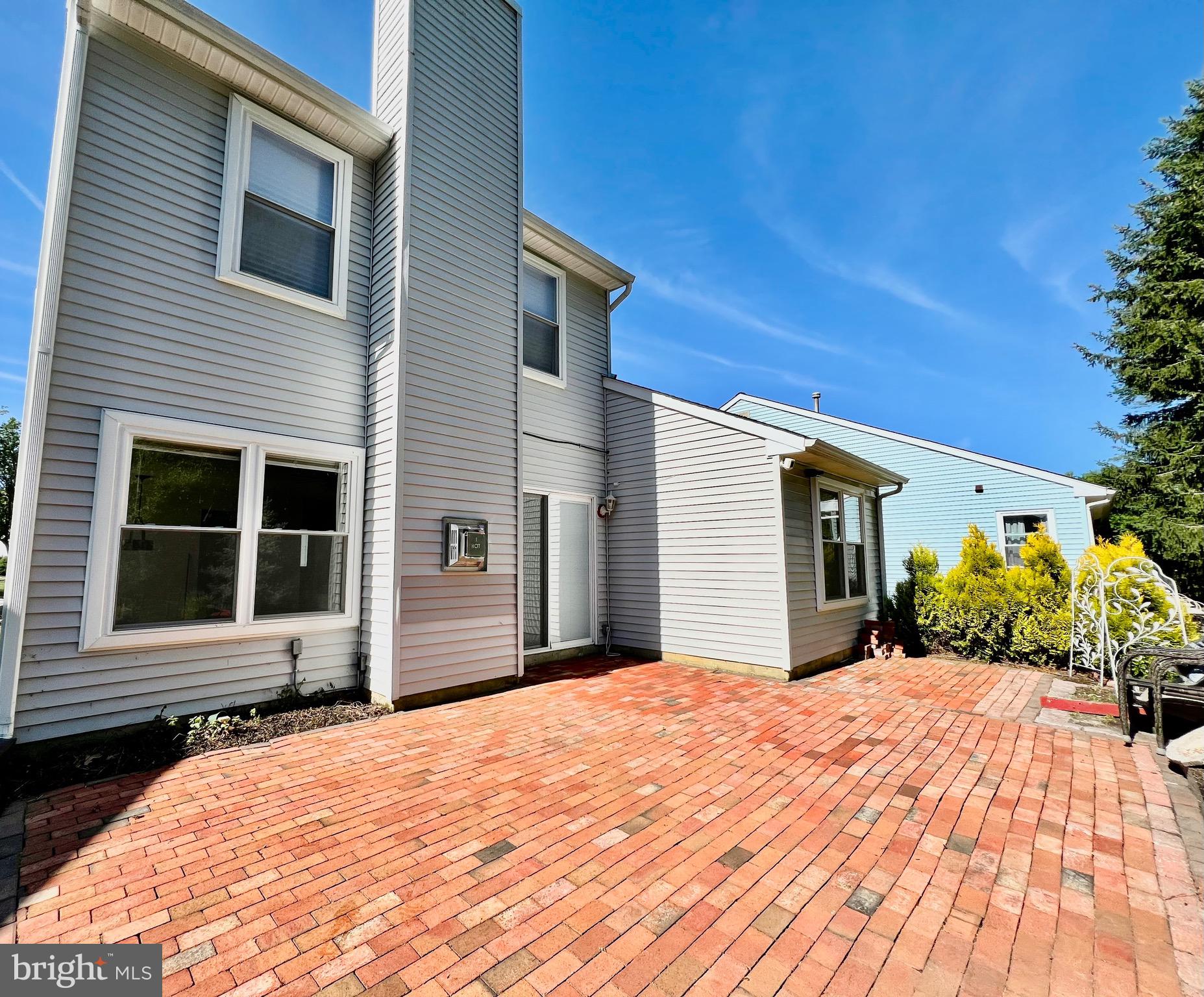 321 TRINIDAD BOULEVARD