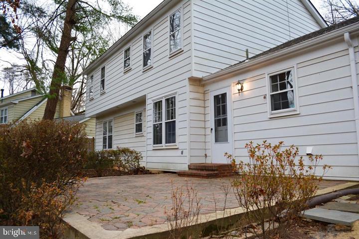 INVERNESS FOREST - Residential Lease