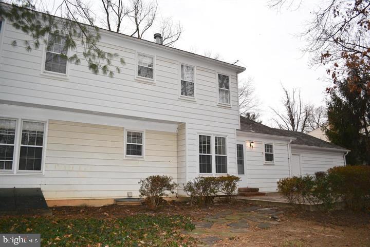 INVERNESS FOREST - Residential Lease