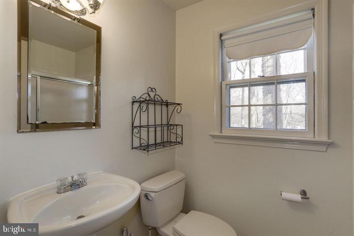 INVERNESS FOREST - Residential Lease