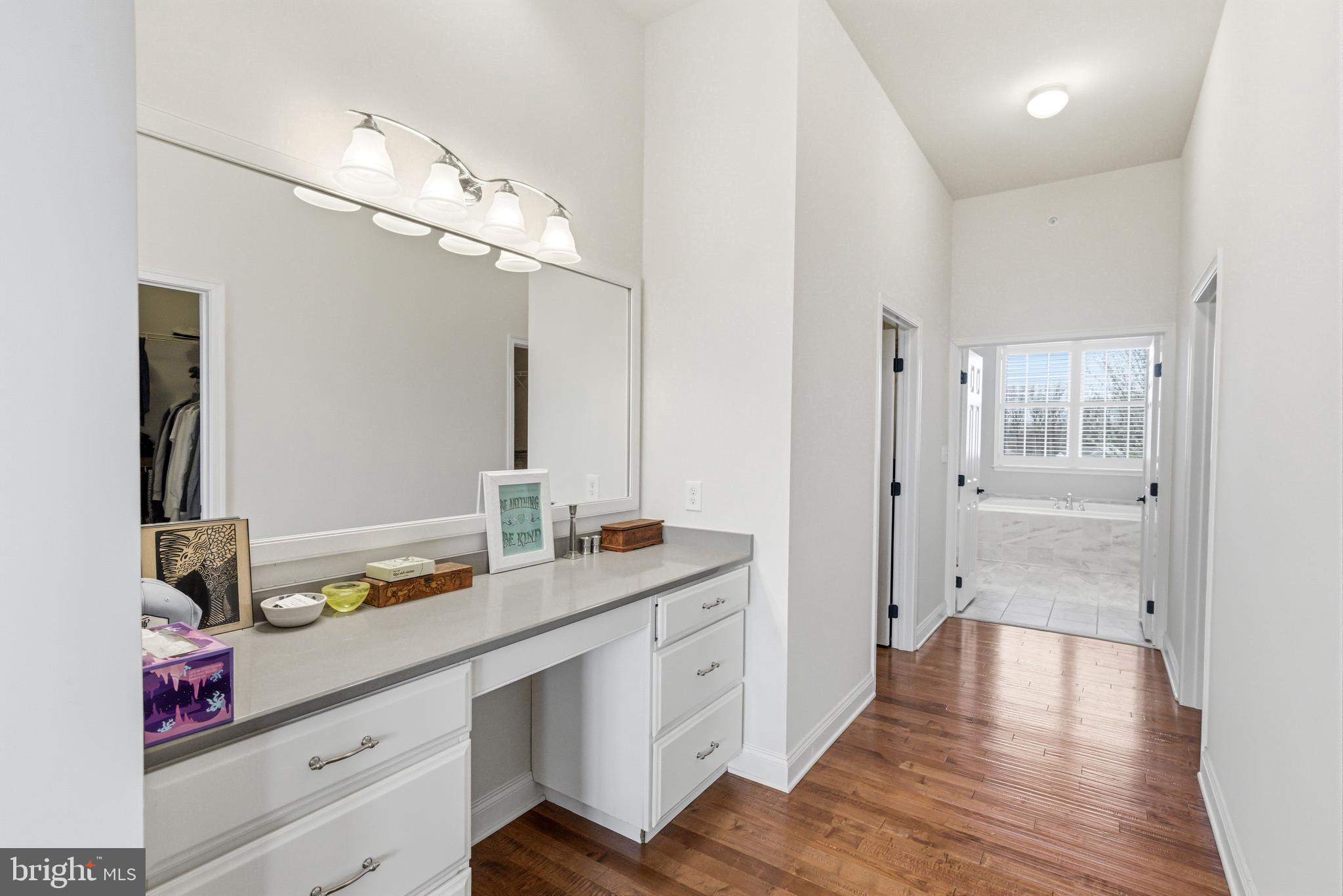 LISETER - Residential