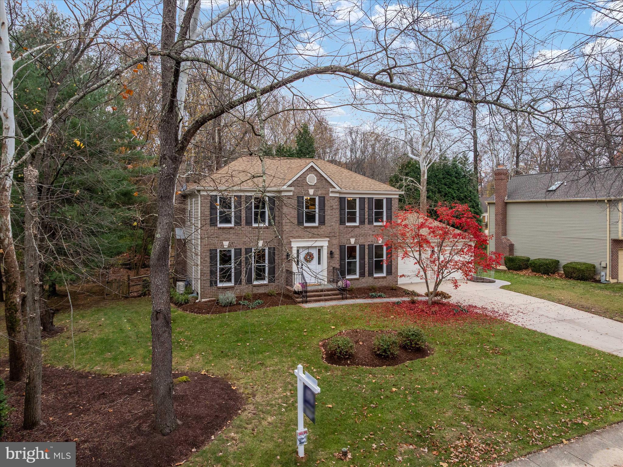 201 AUTUMN CHASE DRIVE