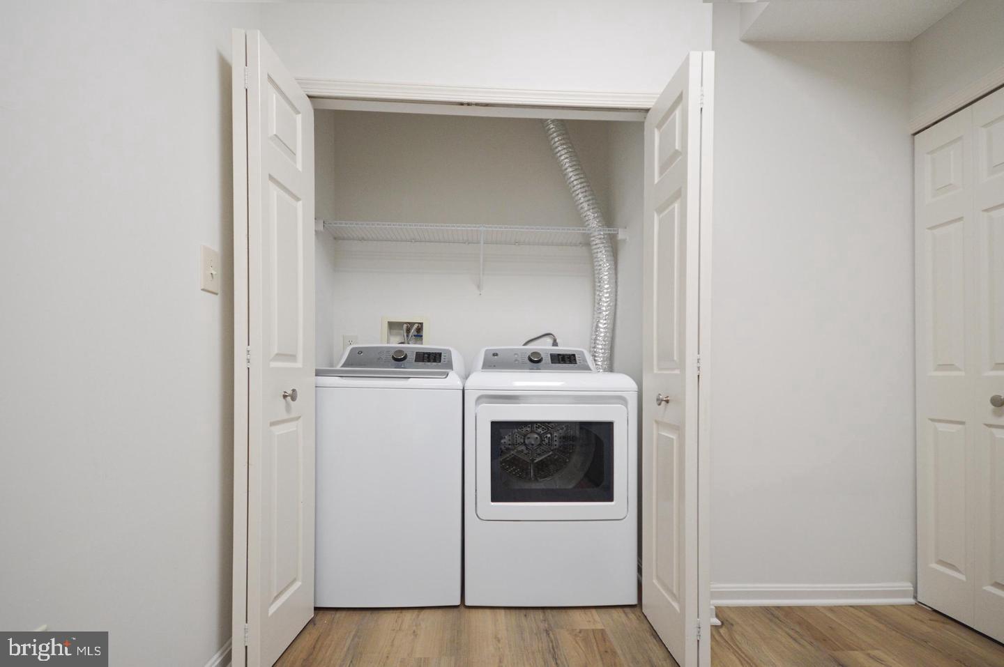 CEDAR GROVE - Residential Lease