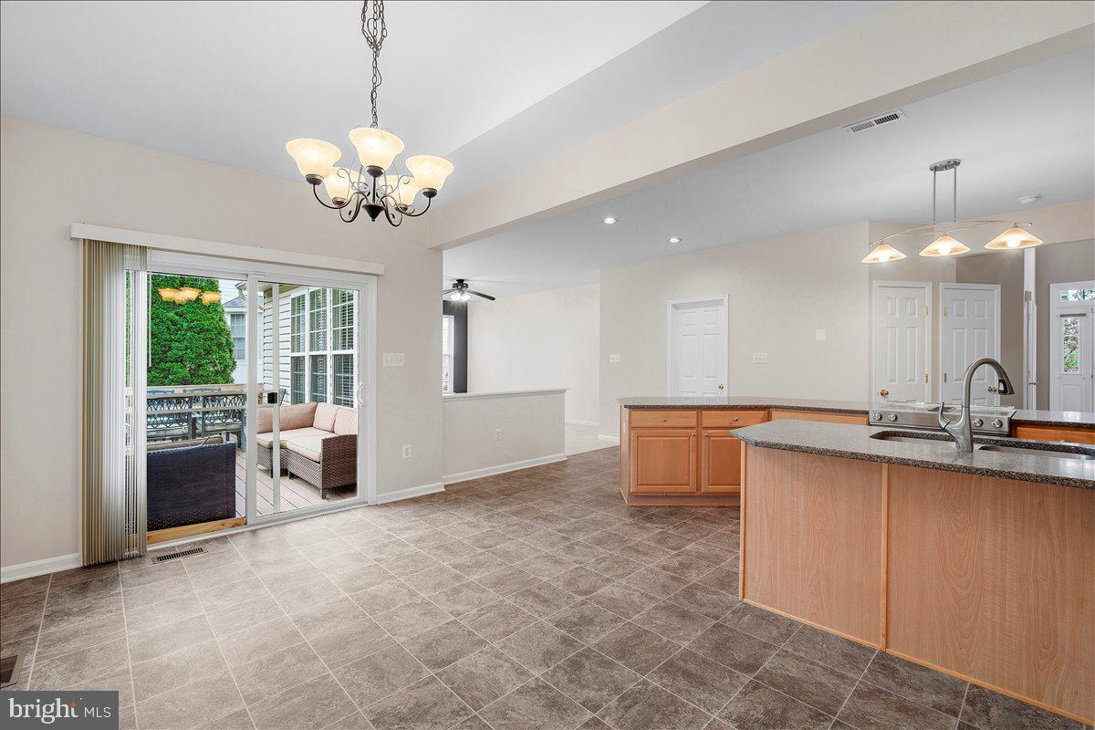 GREEN HILL MANOR - Residential
