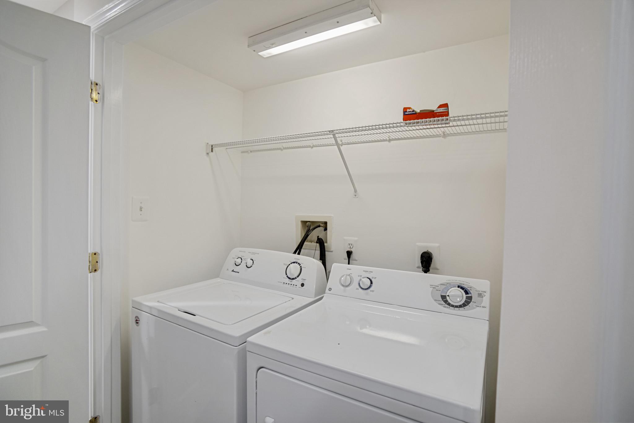 SEVEN OAKS - Residential