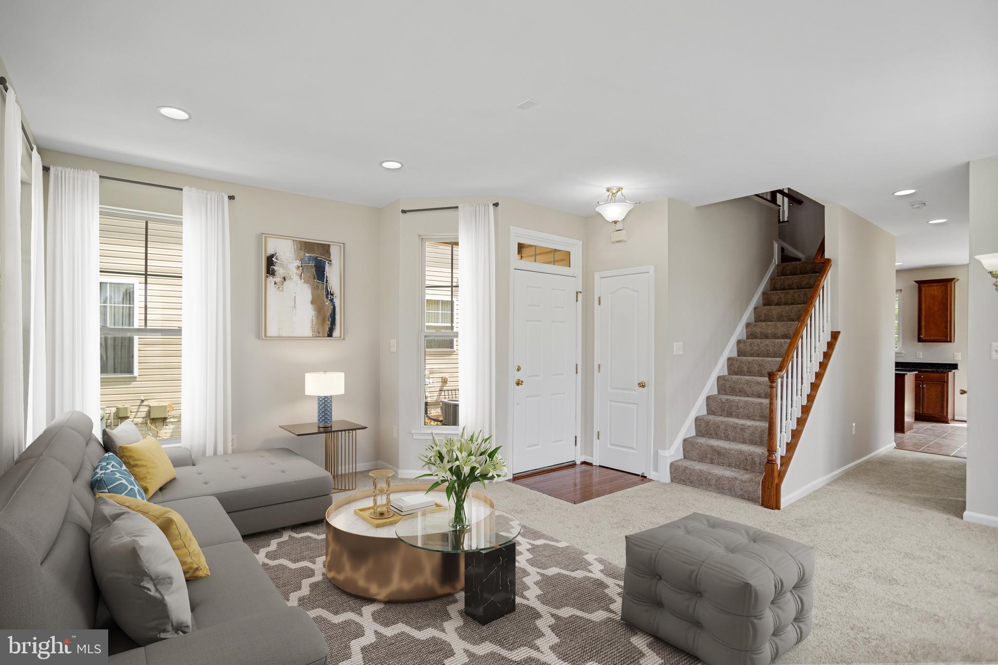 SEVEN OAKS - Residential