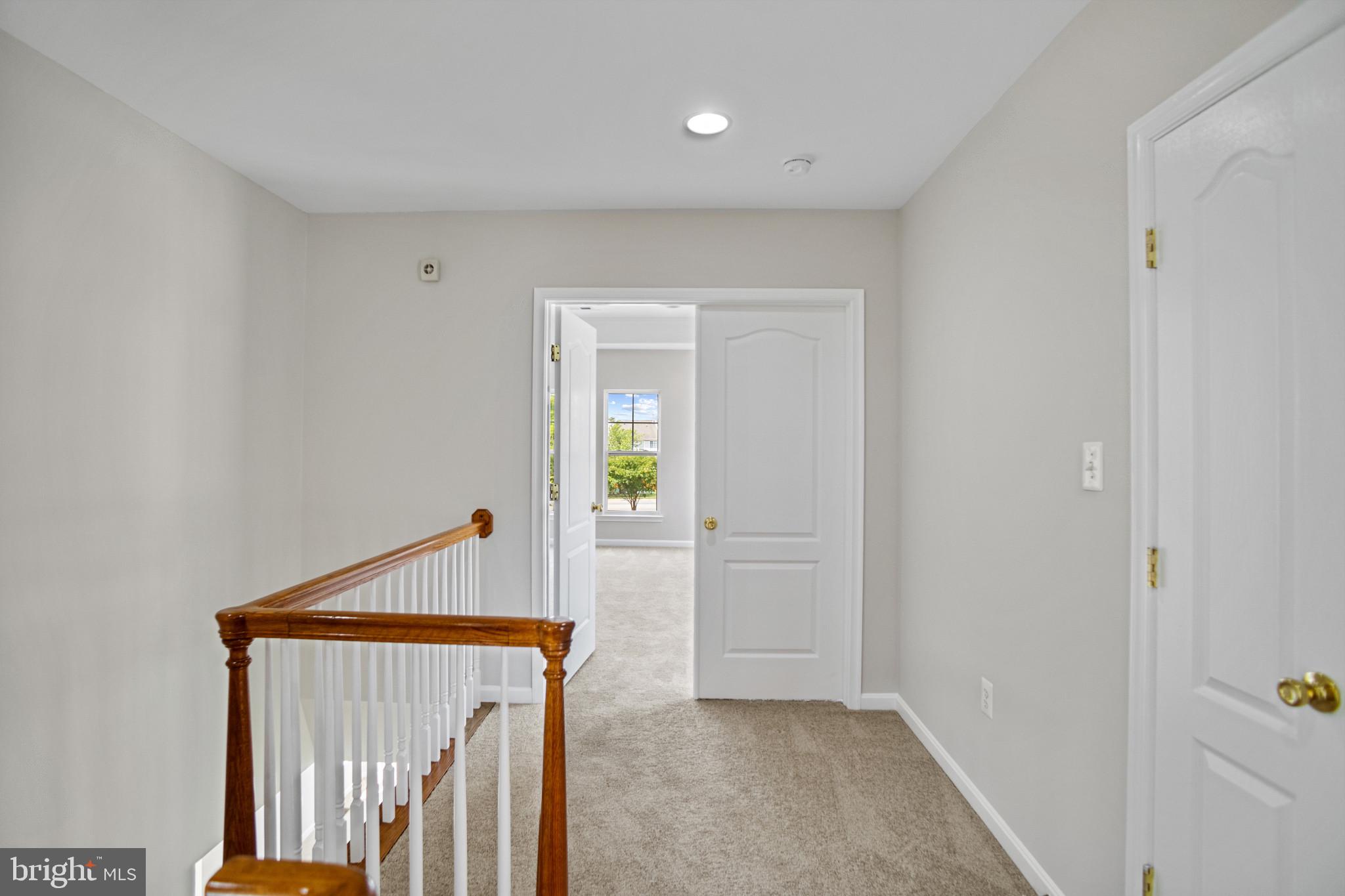 SEVEN OAKS - Residential