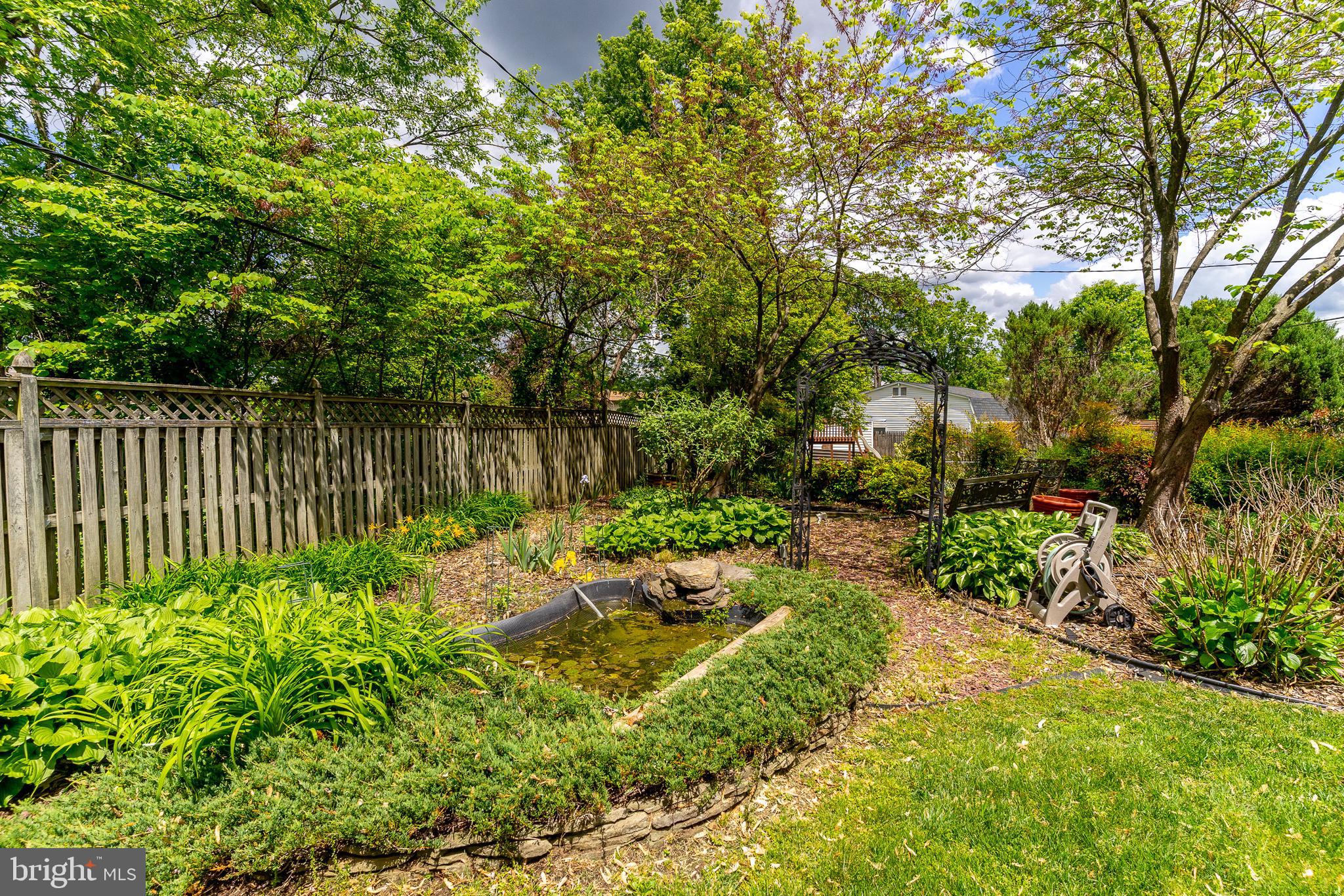 SOMERSET AT BELAIR - Residential