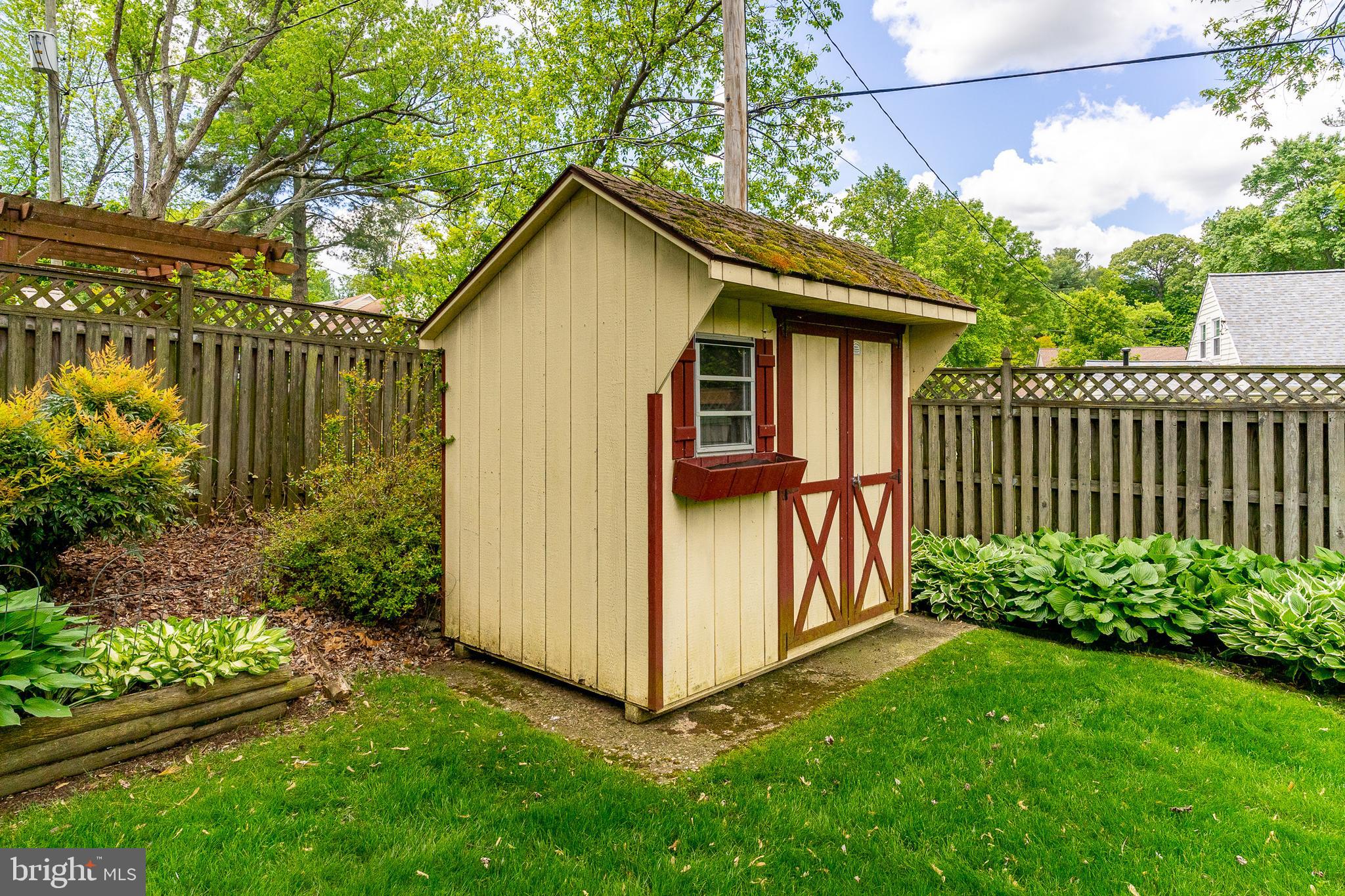 SOMERSET AT BELAIR - Residential