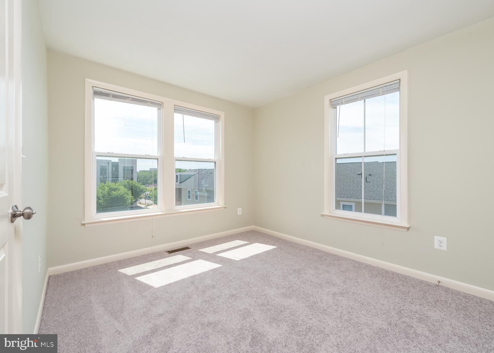 CROWN FARM - Residential Lease