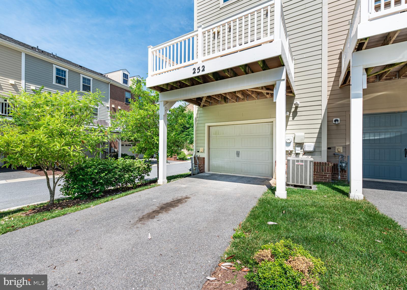 CROWN FARM - Residential Lease