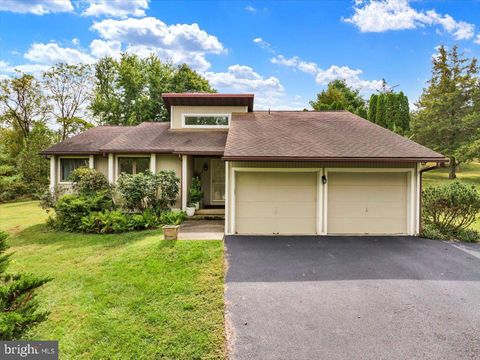 5189 SWEITZER ROAD MOHNTON PA 19540