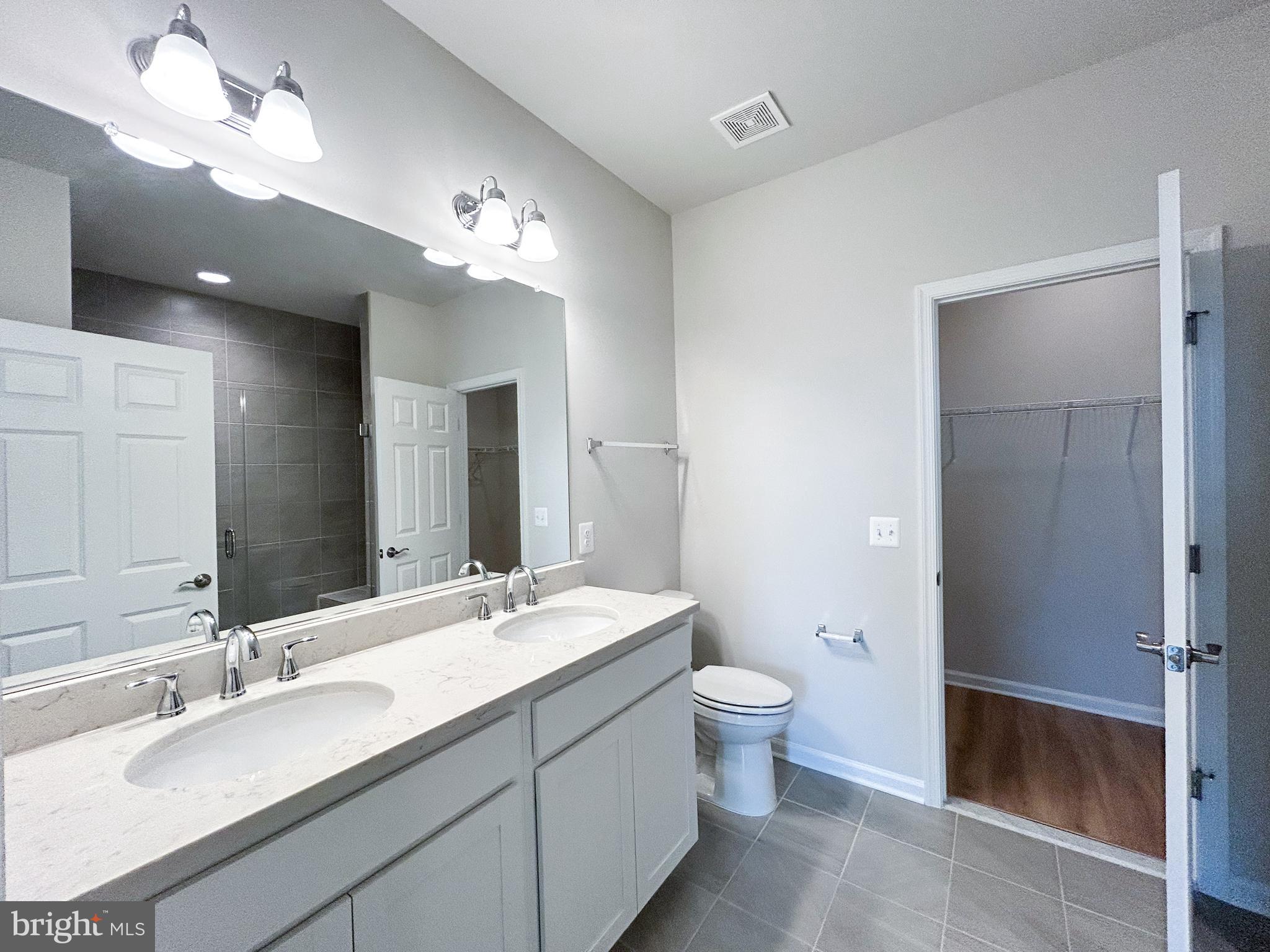 HIATT POINTE AT SNOWDEN BRIDGE - Residential