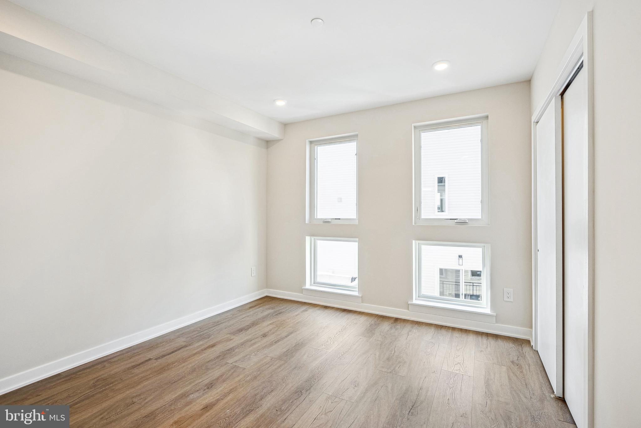 PENNSPORT - Residential Lease