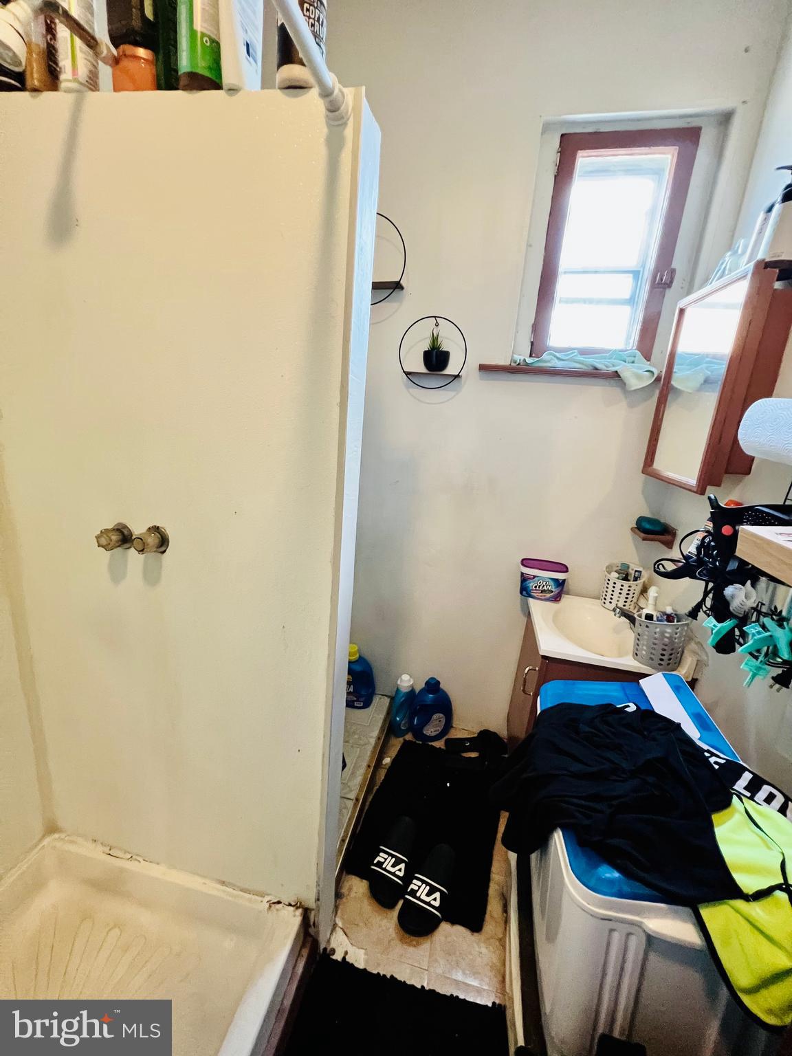 TEMPLE UNIVERSITY - Residential Income