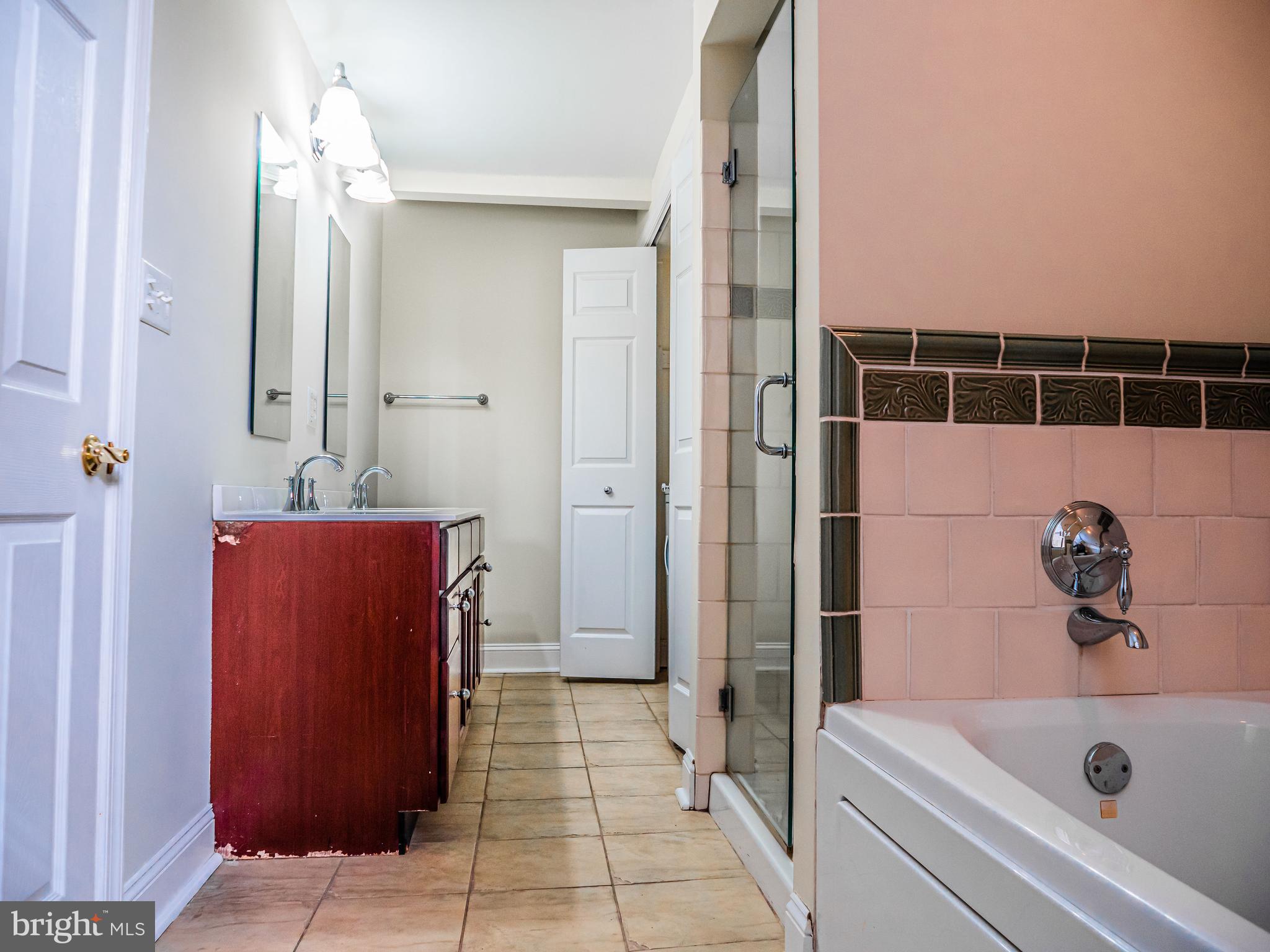 FEDERAL HILL HISTORIC DISTRICT - Residential Lease