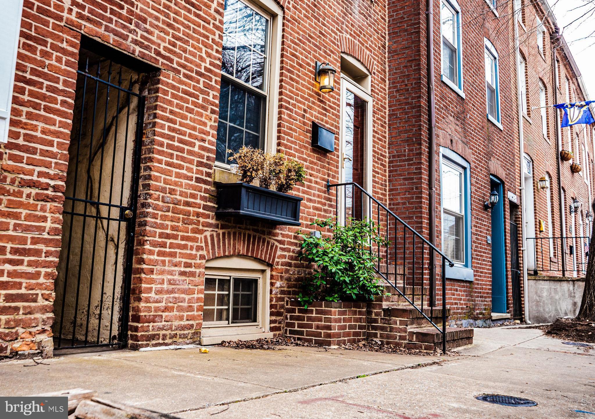 FEDERAL HILL HISTORIC DISTRICT - Residential Lease