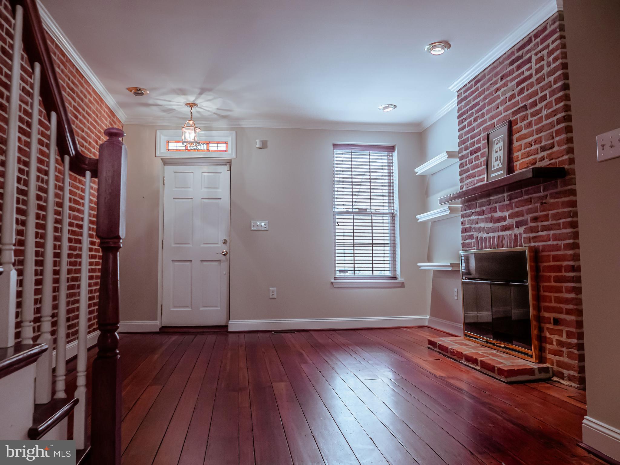 FEDERAL HILL HISTORIC DISTRICT - Residential Lease