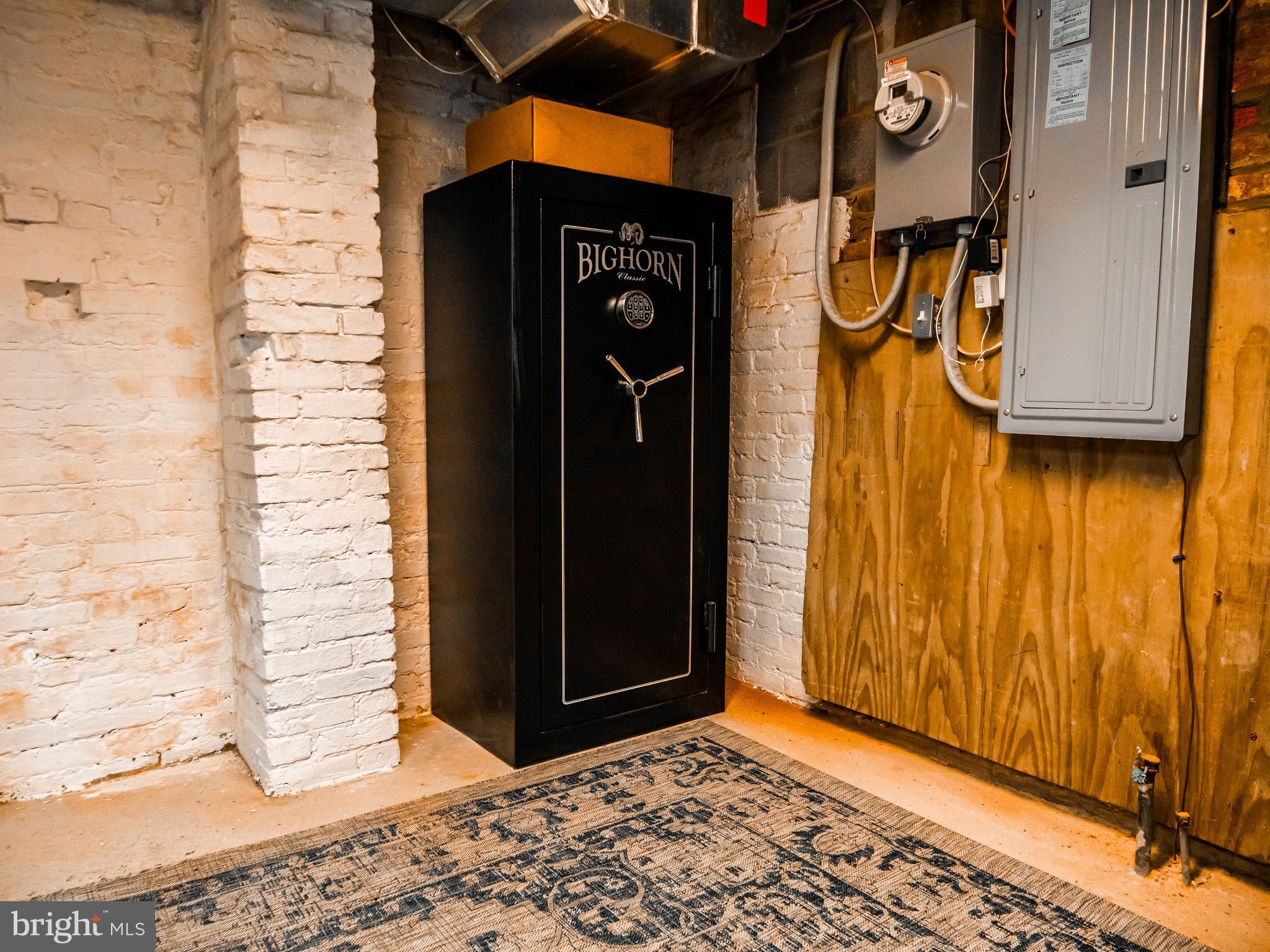 FEDERAL HILL HISTORIC DISTRICT - Residential Lease