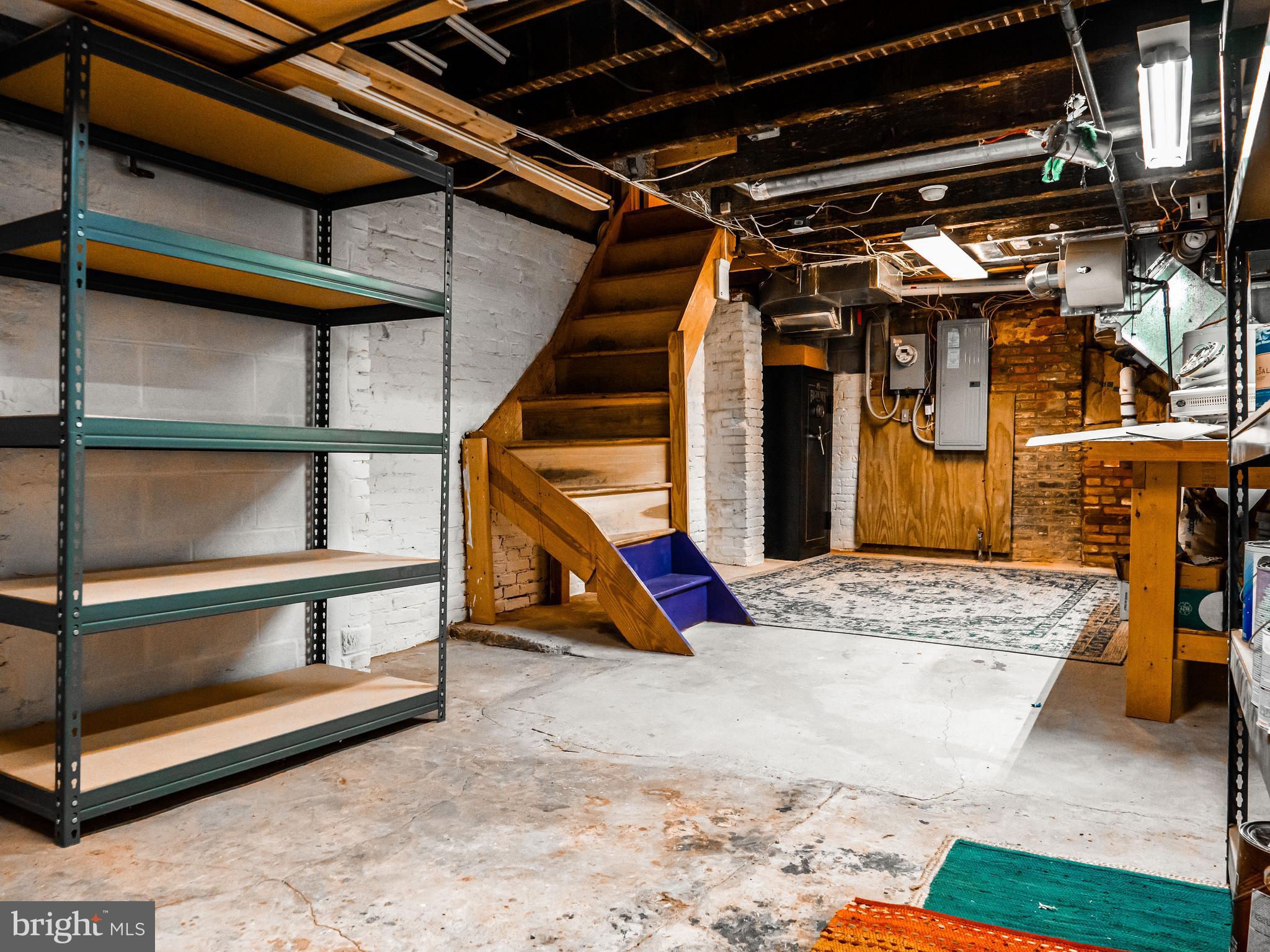 FEDERAL HILL HISTORIC DISTRICT - Residential Lease