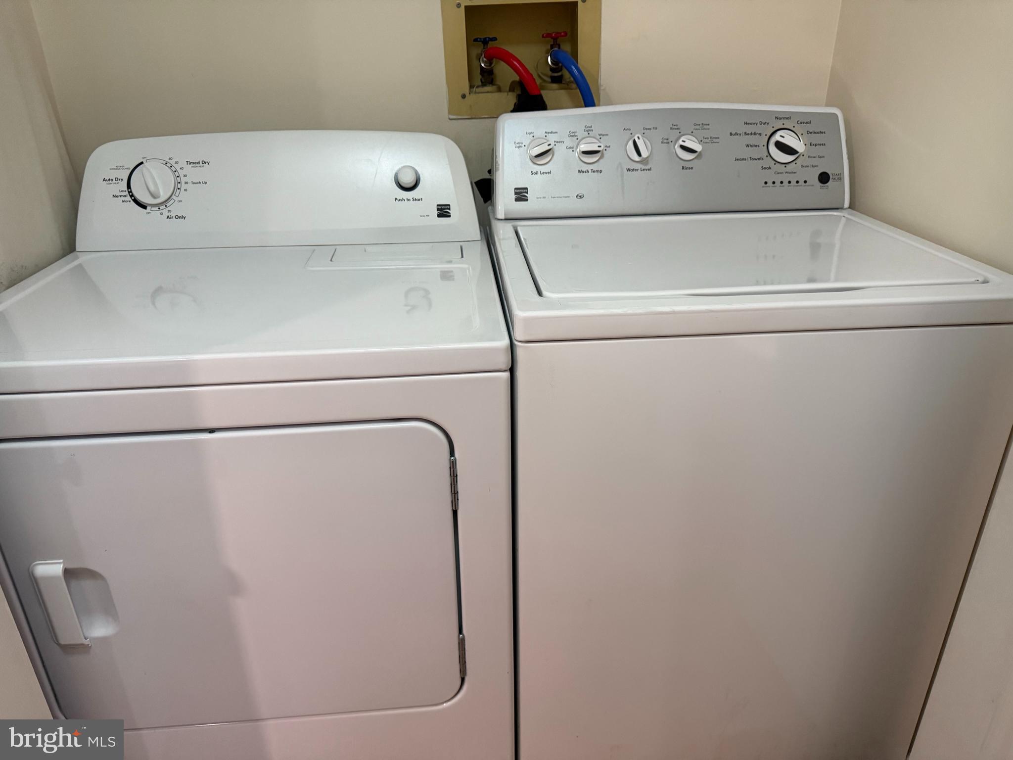 VALLEY STREAM - Residential Lease