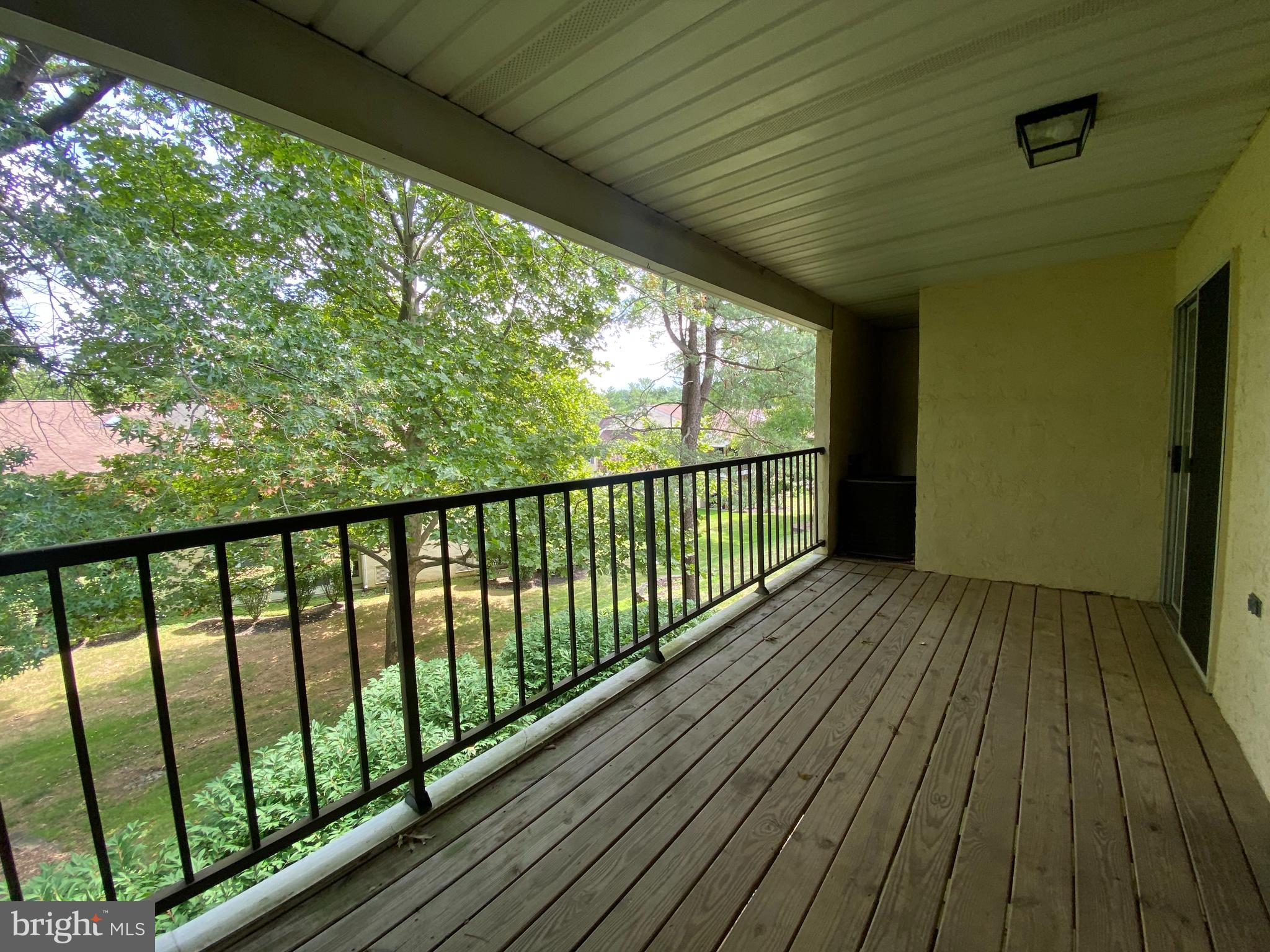 VALLEY STREAM - Residential Lease