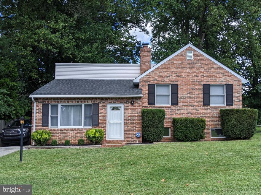 You definitely don't want to miss out on this beautiful home! Check out the updated kitchen with corian counters, new SS appliances, kitchen pantry and a breakfast bar with stools!  Soaring vaulted ceiling in living room with gleaming hardwood floors & large picture window for plenty of natural light.  Dining room with railing overlooking LR plus sliders to a screened in porch where you'll want to enjoy your morning coffee or crabs for dinner!  Roof replaced in 2018. Master bath just recently updated with vinyl plank floors, huge shower,  new vanity and designer mirror.  Lower level offers a family room with a wood burning fireplace and a great room for all the kids toys or a wonderful pool table!  Half bath updated on lower level.  Wonderful level yard, fully fenced.  Ground level patio, fire pit area, raised deck and hot tub for tons of outdoor fun!  Huge workshop/shed installed in 2018.  Extended paved driveway for plenty of parking. Quick settlement possible.